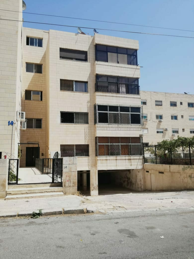 بسعر طري شقه طابق ثالث للبيع في ضاحية الرشيد خلف الجامعة
لا تنسَ أنك شاهدت هذا الإعلان في عنكبوت...