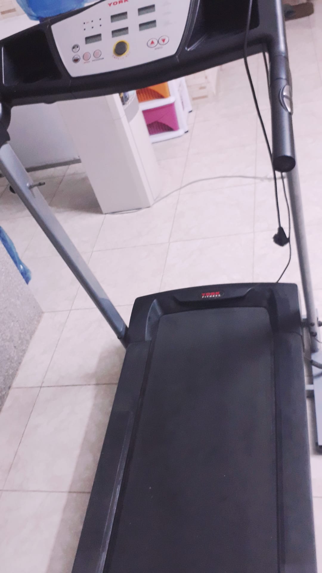 جهاز جري ماركه York امريكيه
لا تنسَ أنك شاهدت هذا الإعلان في عنكبوت
الجهاز بحاله ممتازه سرعه...