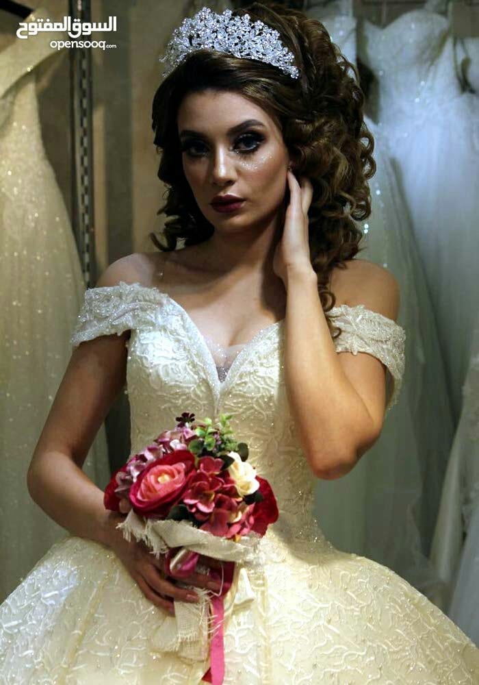 عروض الصالون والبدلات والسهرات في الزرقاء…
لا تنسَ أنك شاهدت هذا الإعلان في عنكبوت
فسا...