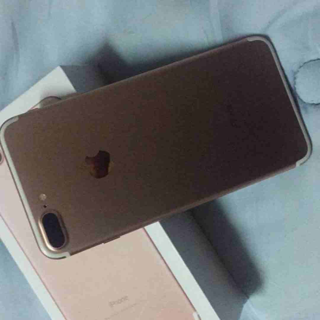 Iphone 7
لا تنسَ أنك شاهدت هذا الإعلان في عنكبوت
جهاز نظيف جداً ومعه كامل اغراضه والكرتونة
32 جي...