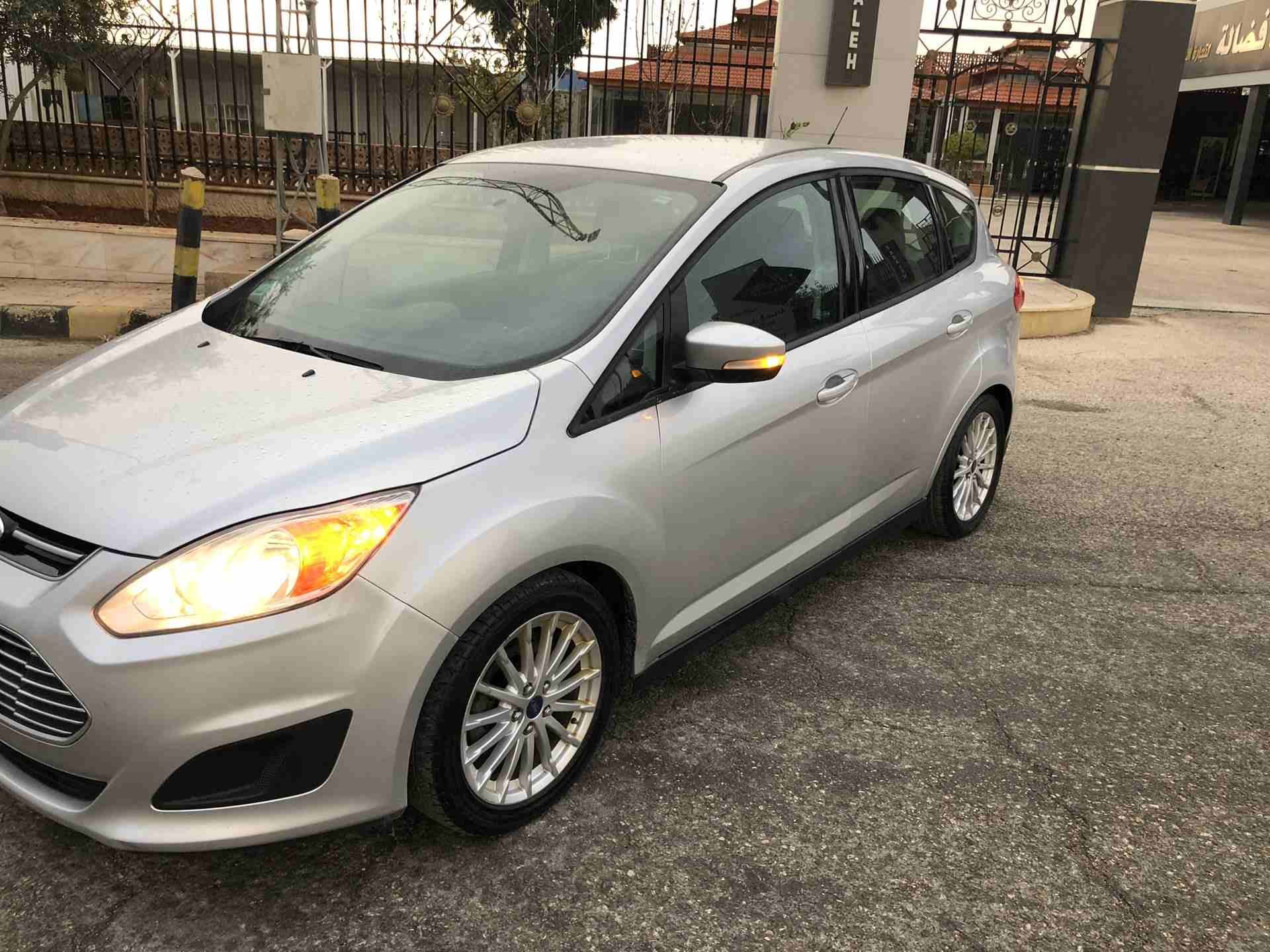 فور C-MAX2013للبيع
لا تنسَ أنك شاهدت هذا الإعلان في عنكبوت
فورد سي ماكس 2013للبيع بسعر مغري
لون...
