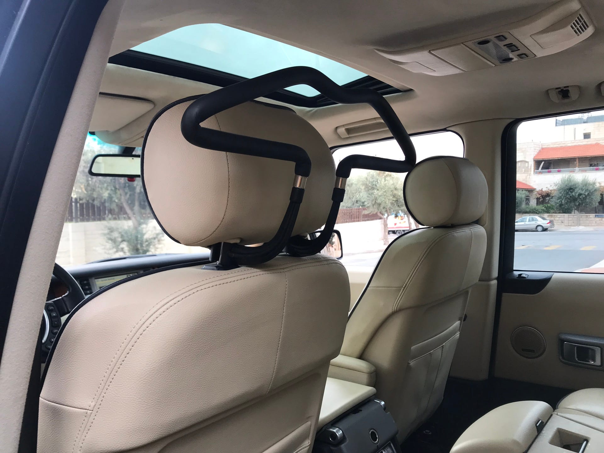 رينج روفر فحص كامل وارد شركة / ممكن البدل على مرسيدس أو BMW
لا تنسَ أنك شاهدت هذا الإعلان في عنكبوت...