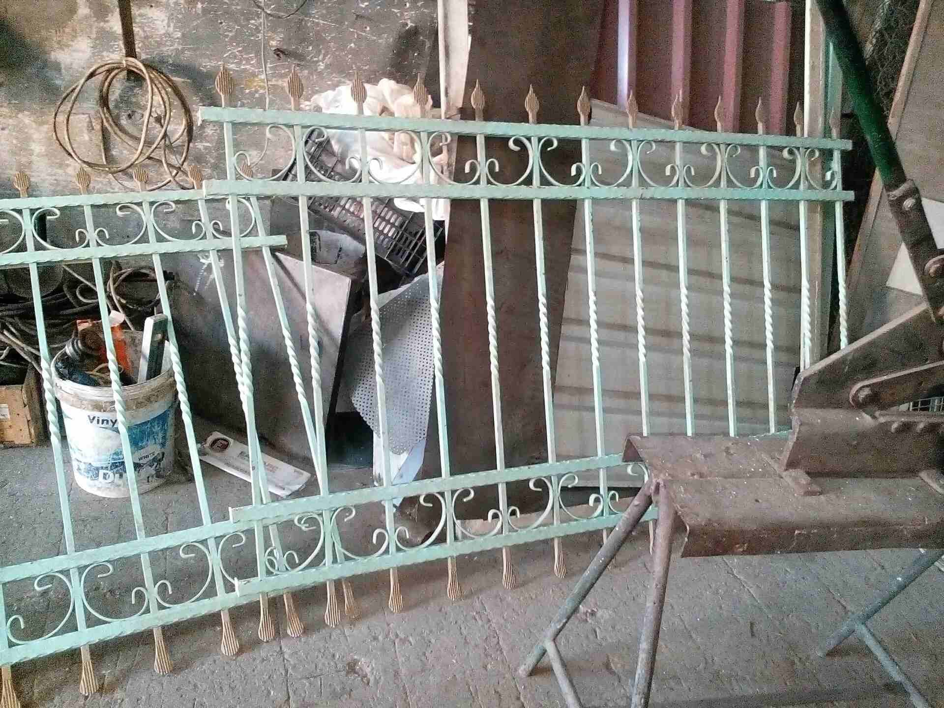 ابواب وشبابيك حديد
لا تنسَ أنك شاهدت هذا الإعلان في عنكبوت
قابل للمفاوضه...