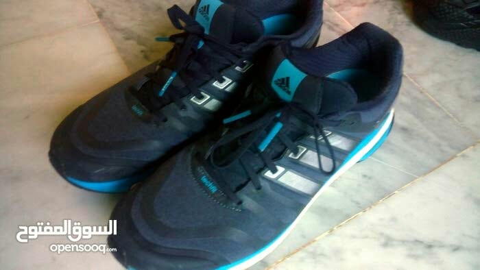 Adidas , Nike , Levi's , h & m
لا تنسَ أنك شاهدت هذا الإعلان في عنكبوت
شوزات ماركات...