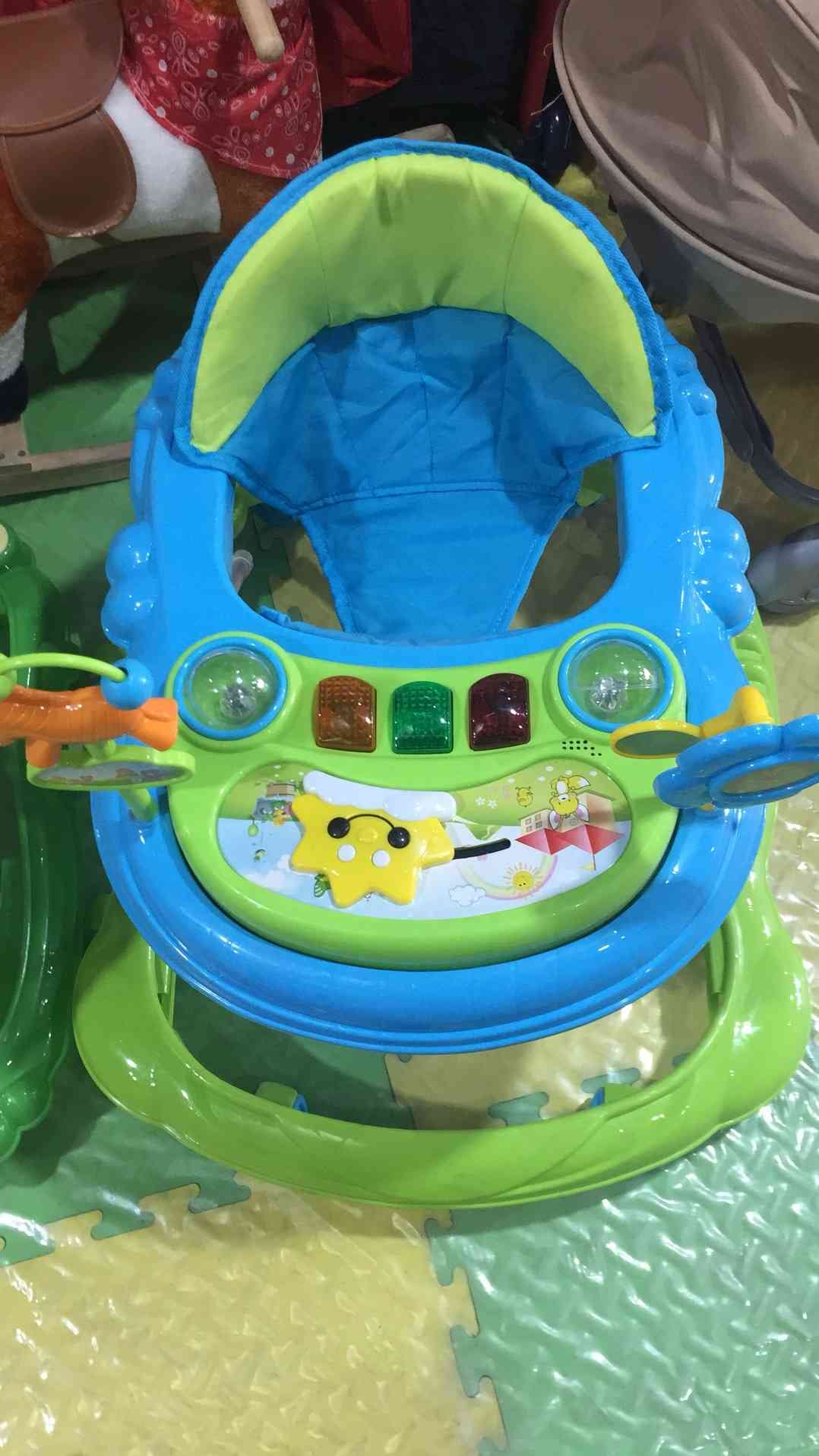 عربايات تعليم المشي ماركات عالميه وجوده ممتازه باقل الاسعار يوجد خدمه توصيل 0796316653
لا تنسَ أنك شاهدت هذا الإعلان في عنكبوت...