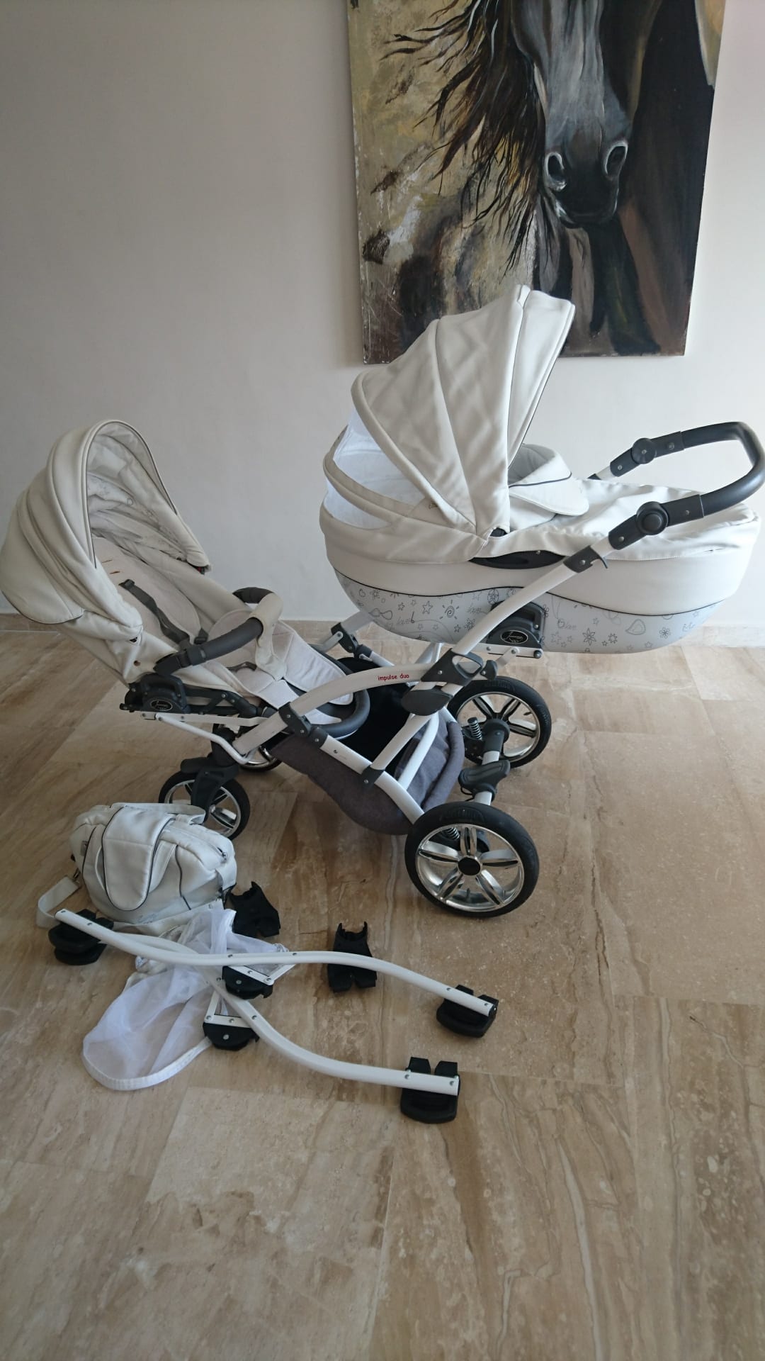 junama Stroller 2015 made in Poland excellent condition
لا تنسَ أنك شاهدت هذا الإعلان في عنكبوت...