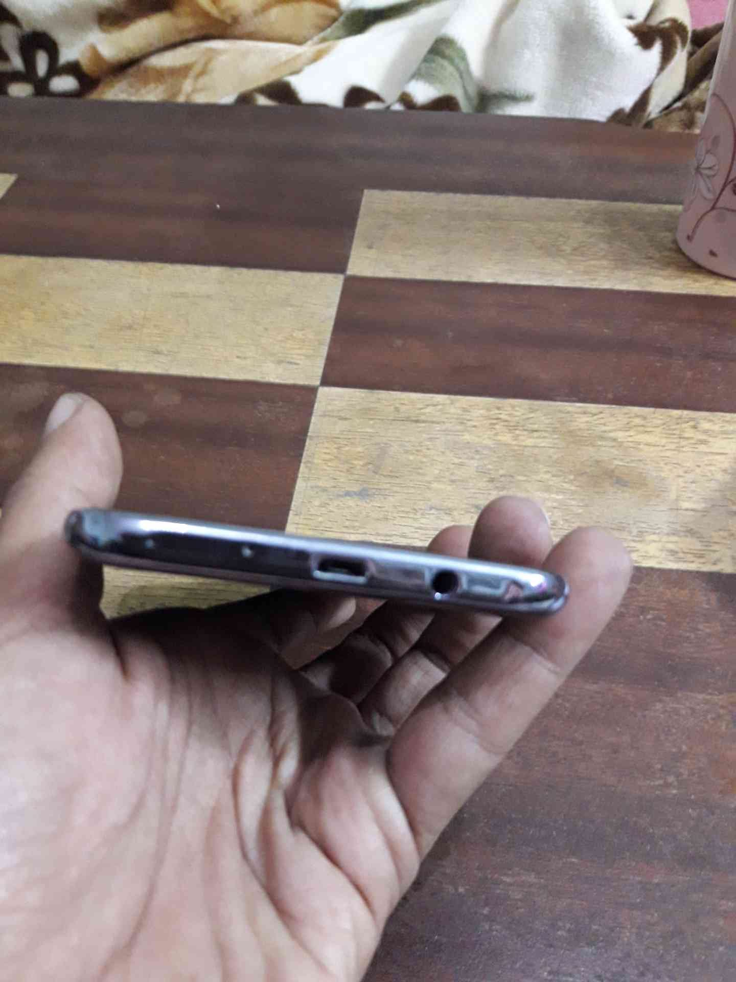 samsung j7
لا تنسَ أنك شاهدت هذا الإعلان في عنكبوت
2015
خطين 4G
بحالة الوكالة بدون شخوط
ما مع...