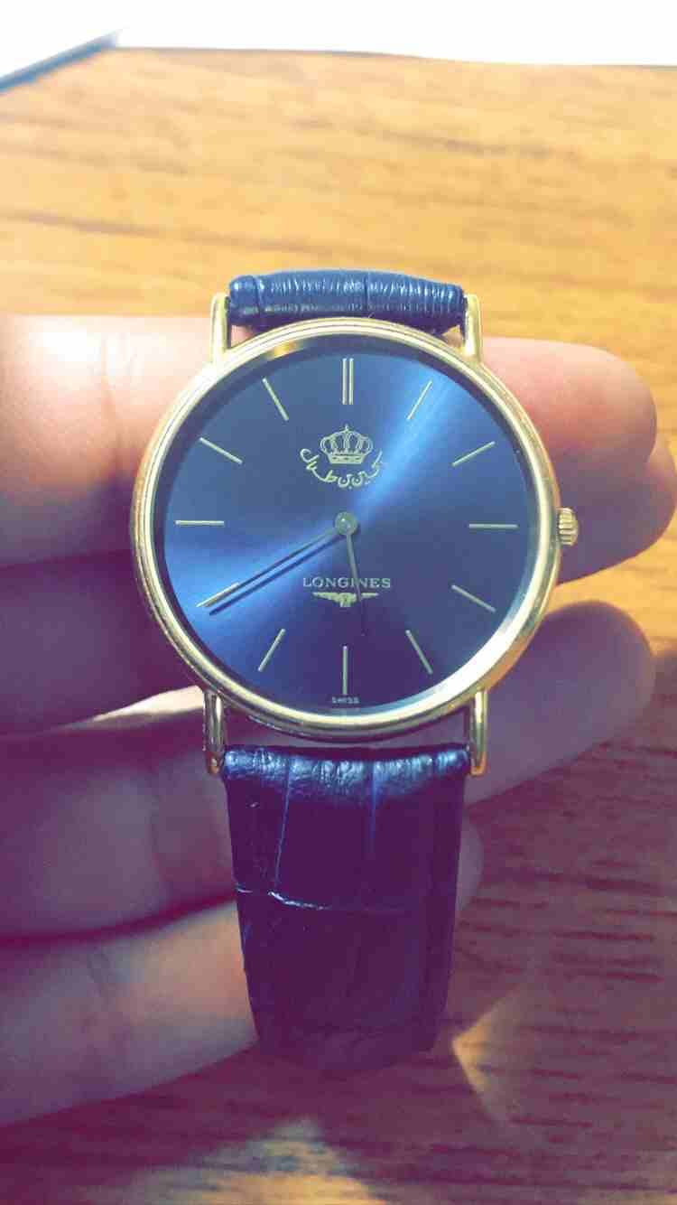 ساعة ملكية (longines) ثمينة جداً بسعر مغري
لا تنسَ أنك شاهدت هذا الإعلان في عنكبوت
الساعة بحالة م...
