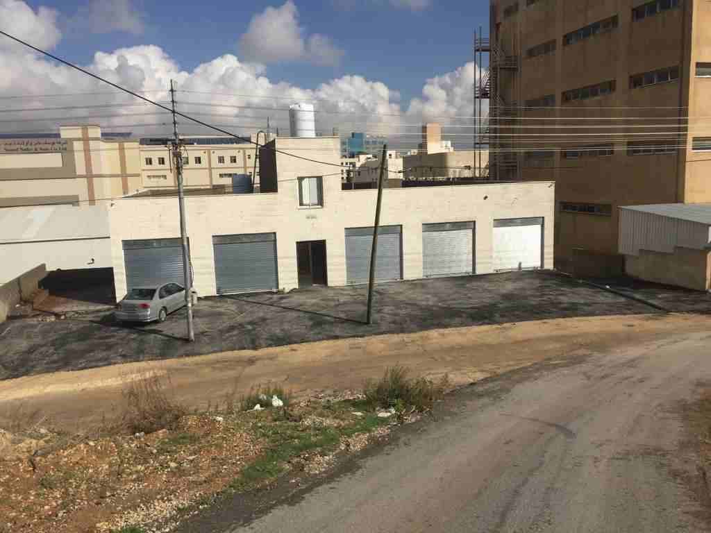 عمارة صناعات خفيفة للبيع او الايجار بشكل كامل او جزئي
لا تنسَ أنك شاهدت هذا الإعلان في عنكبوت
تقع...