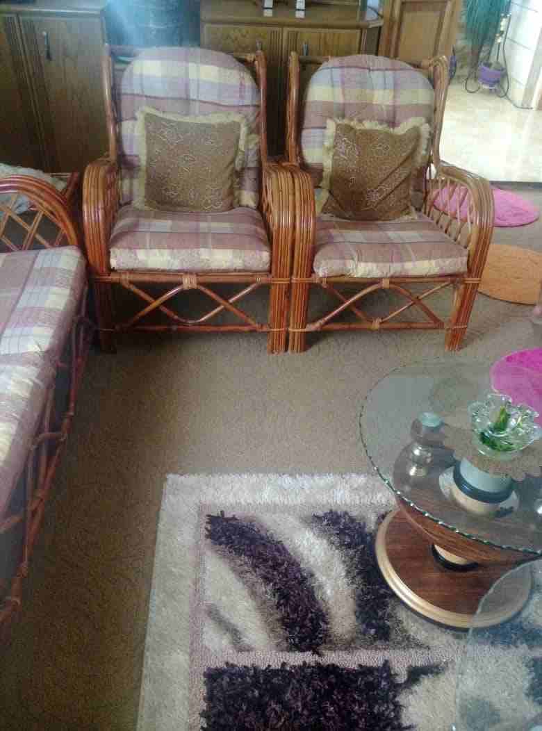طقم خيزران
لا تنسَ أنك شاهدت هذا الإعلان في عنكبوت
طقم خيزران كامل استعمال خفيف اصلي ثقيل عدد/7
م...