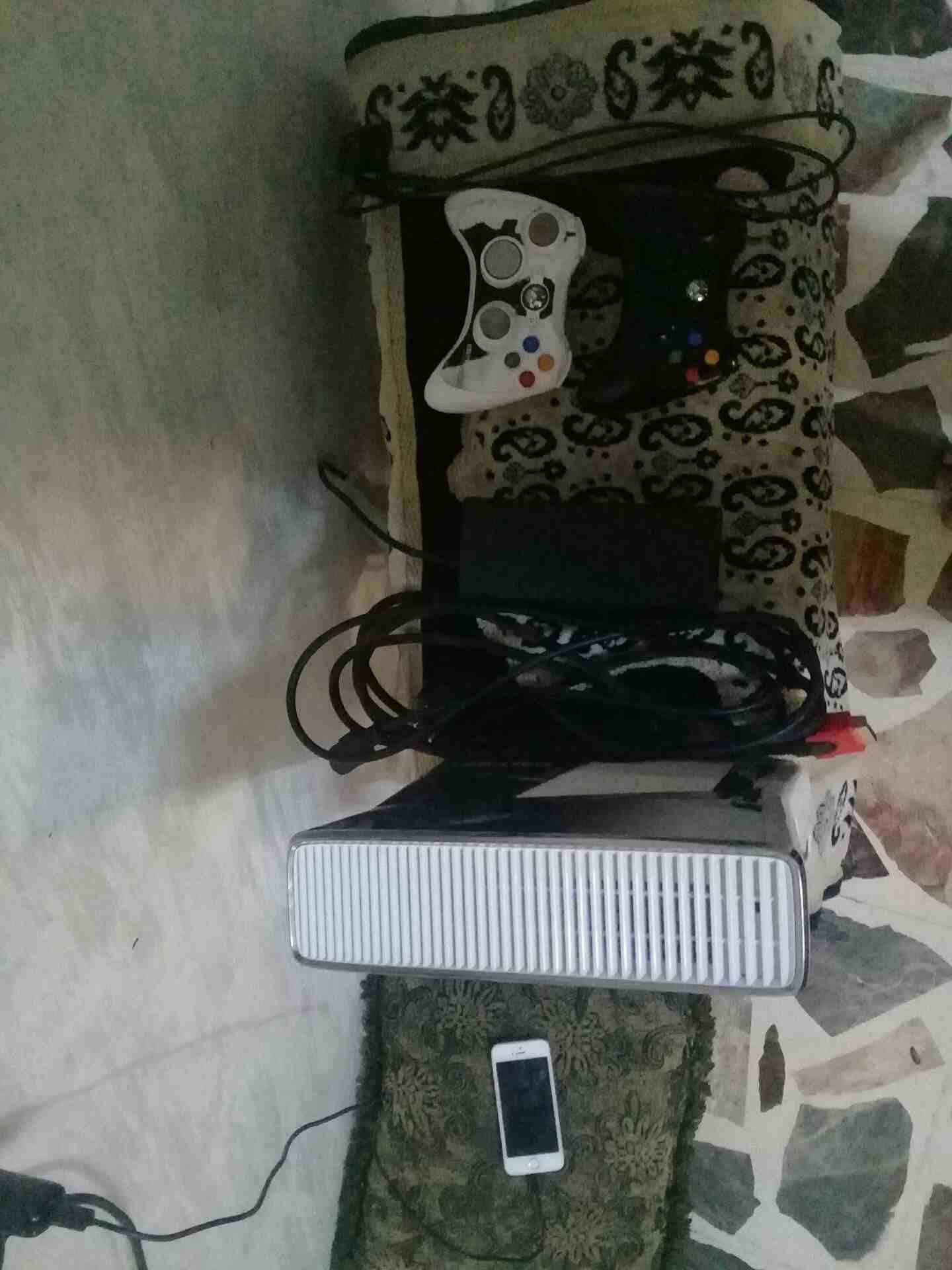 Xbox 360
لا تنسَ أنك شاهدت هذا الإعلان في عنكبوت
الكس بكس مستعمل شهر واحد معدله وعليها 33لعبه تقر...