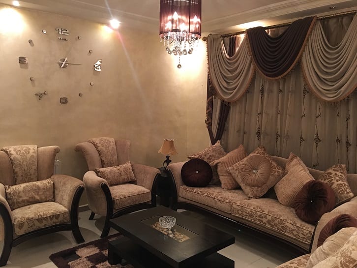 شقه مفروشة جديدة ونظيفه جدا للإيجار في الدوار السابع من المالك مباشرة .
لا تنسَ أنك شاهدت هذا الإعلان في عنكبوت...