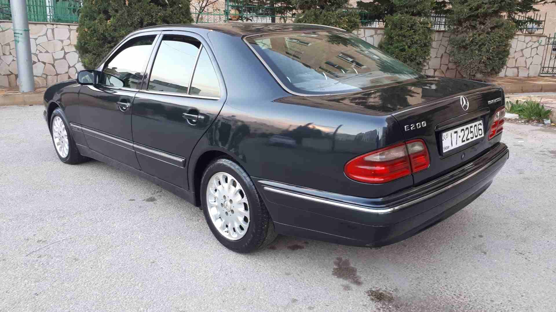 مرسيدس قرش ونص E200 موديل 2000 بحالة الوكالة تب نظافة
لا تنسَ أنك شاهدت هذا الإعلان في عنكبوت
مرس...