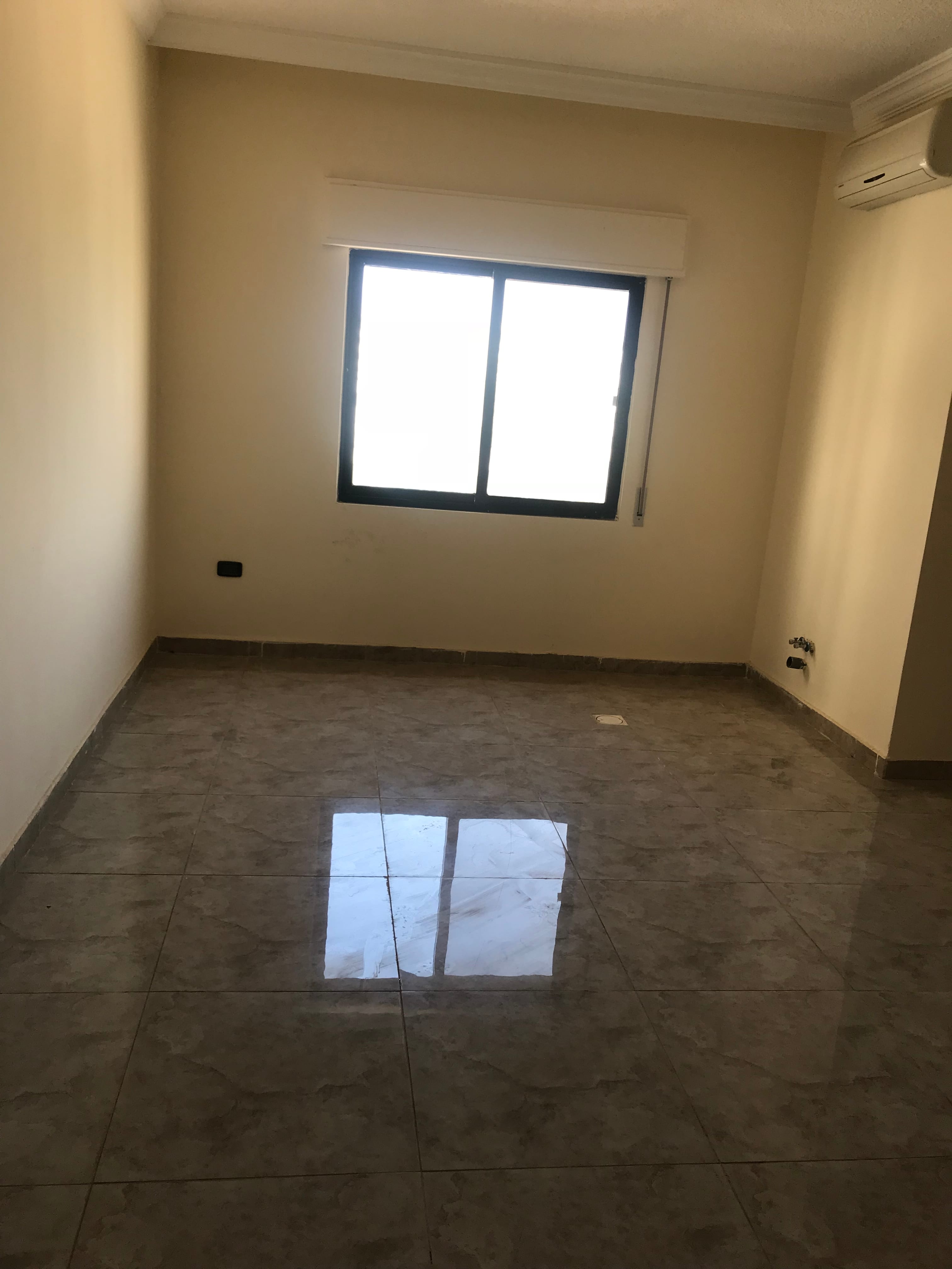 شقة 70 متر مقسومة استوديوهين او غير مقسومة للبيع بالاقساط في شارع الجامعة
لا تنسَ أنك شاهدت هذا الإعلان في عنكبوت...