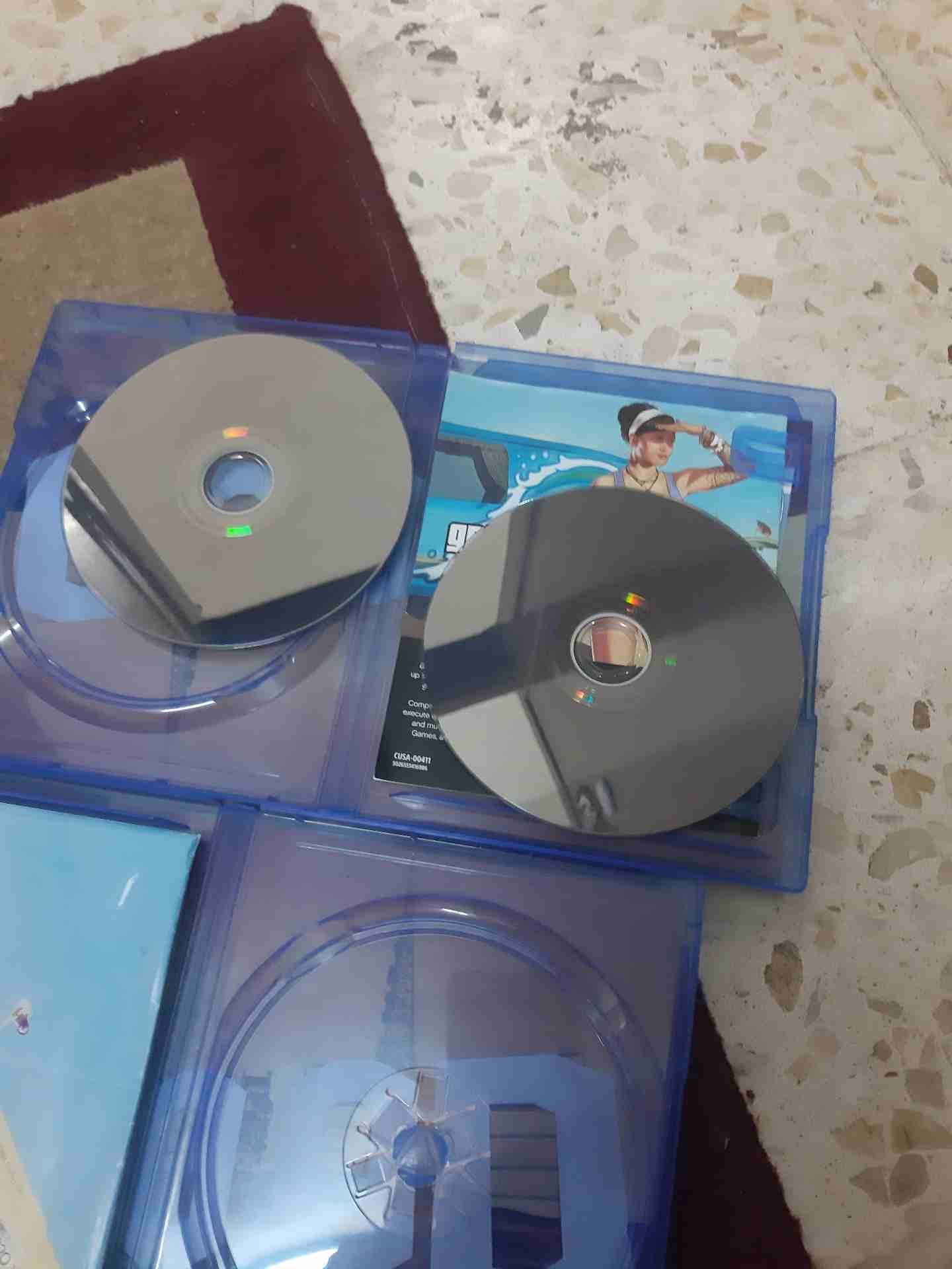 2 سيدي gta للبيع 15 دينار للواحد شغلات 100ب 100 زي الصور
لا تنسَ أنك شاهدت هذا الإعلان في عنكبوت...
