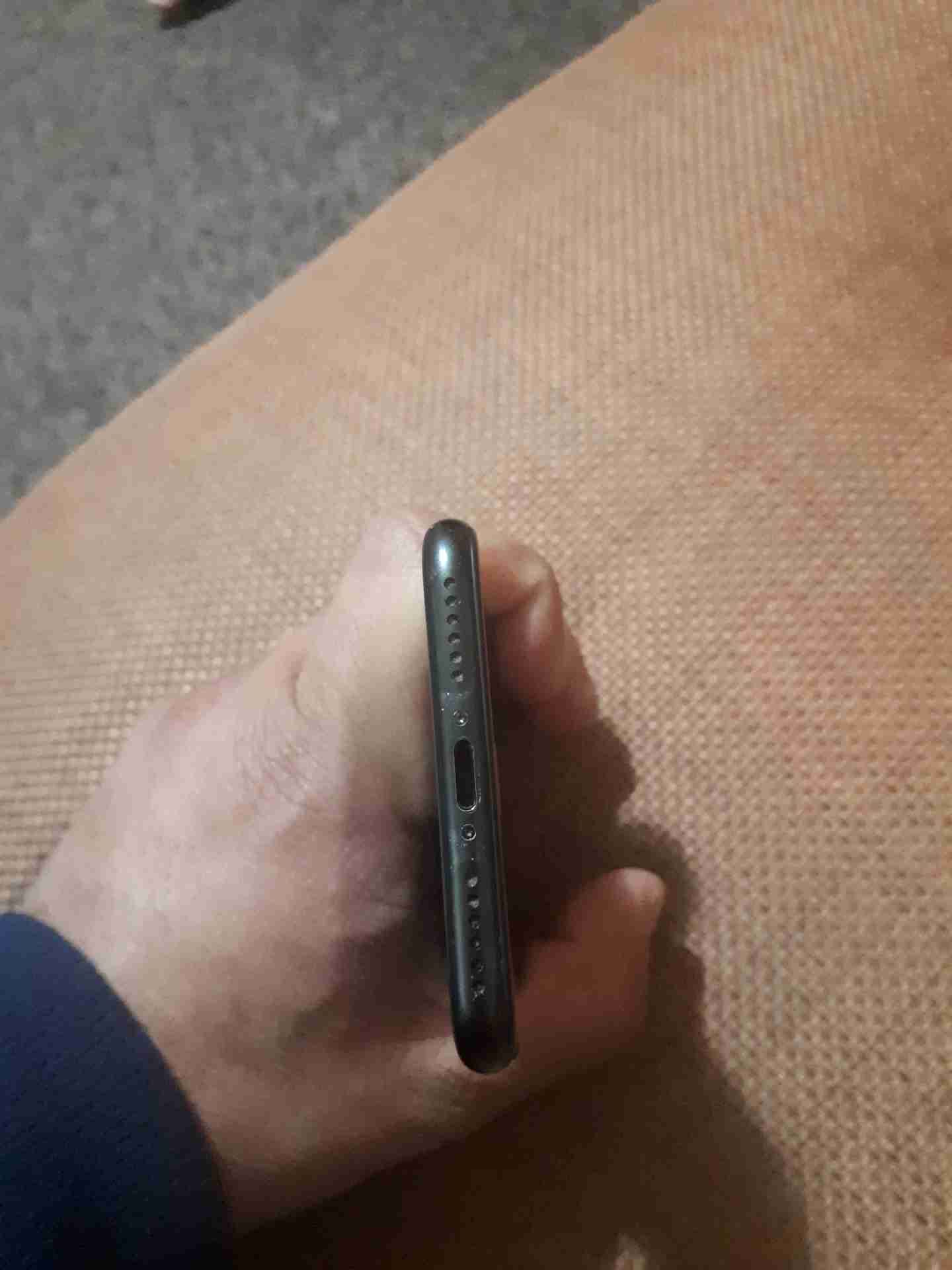 للبيع ايفون 7 G 32
لا تنسَ أنك شاهدت هذا الإعلان في عنكبوت
للبيع فقط ايفون 7 لون اسود كامل اغ...