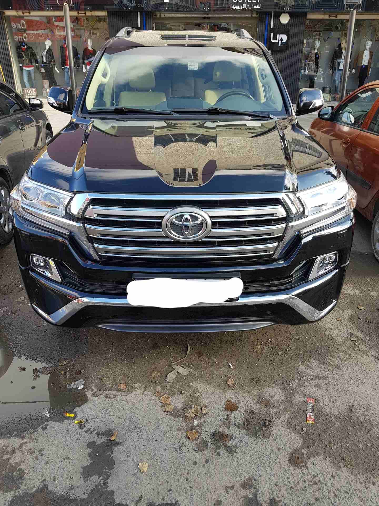لاند كروز بحالة وكالة
لا تنسَ أنك شاهدت هذا الإعلان في عنكبوت
لاند كروز v8 وارد وكالة على كفالة 7...