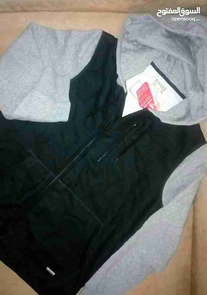 Pull & Bear Springfield converse jackets jackets jackets
لا تنسَ أنك شاهدت هذا الإعلان في عنكبوت...