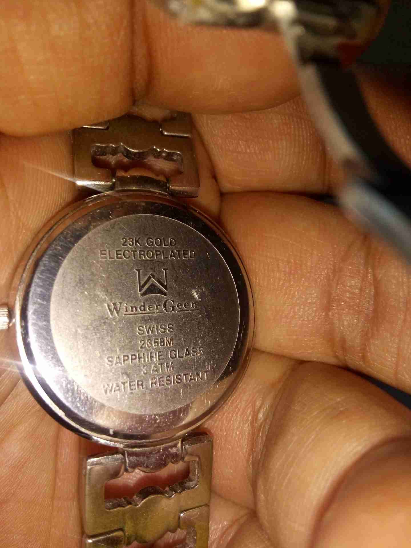 ساعه رجالي ماركه وندر جين سويسري
لا تنسَ أنك شاهدت هذا الإعلان في عنكبوت
للبيع ساعه اصليه ضد...