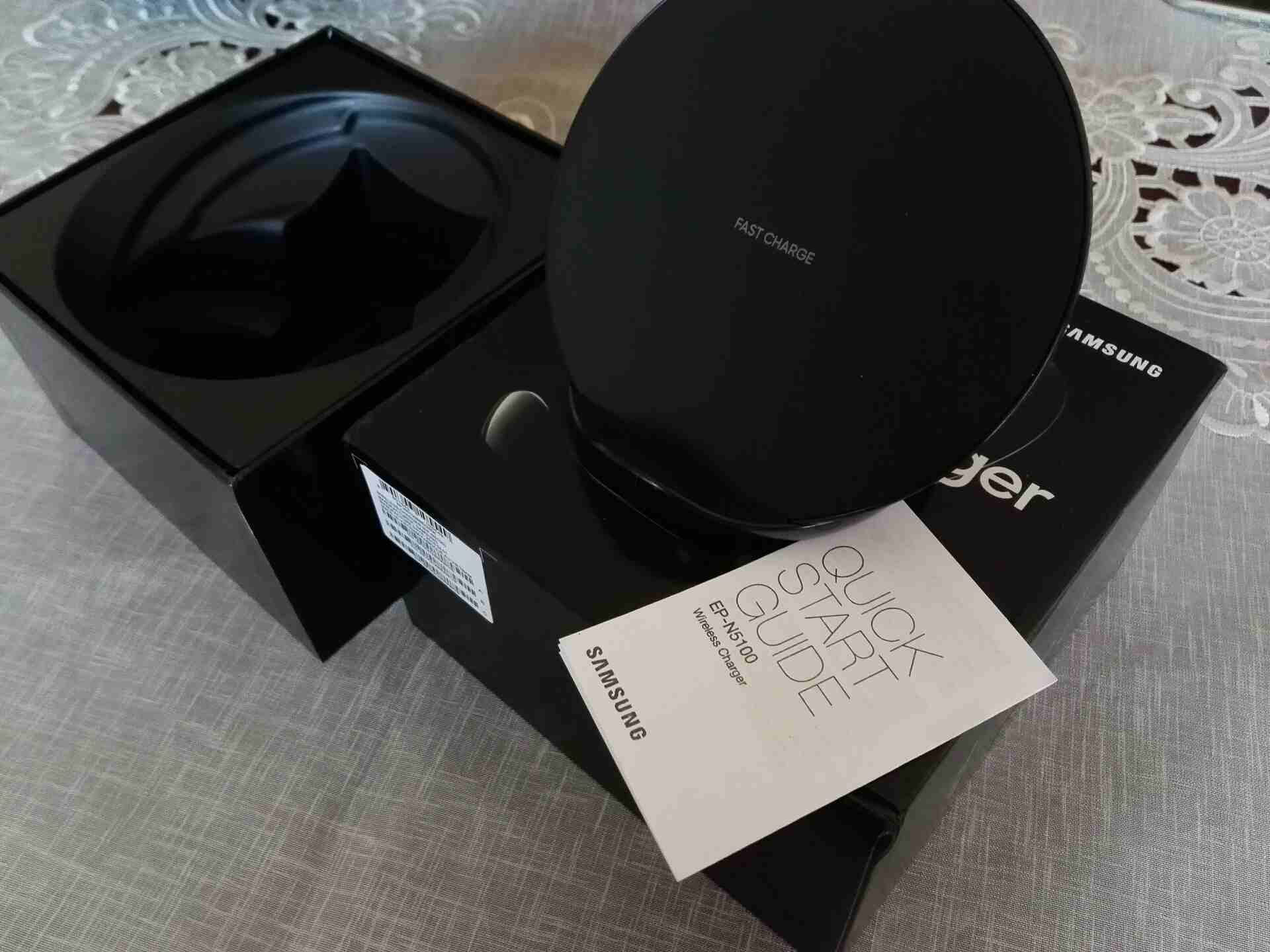 \\الكمية محدودة// Original OEM Samsung Fast Wireless Charger Fast Charging 2018
لا تنسَ أنك شاهدت هذا الإعلان في عنكبوت...