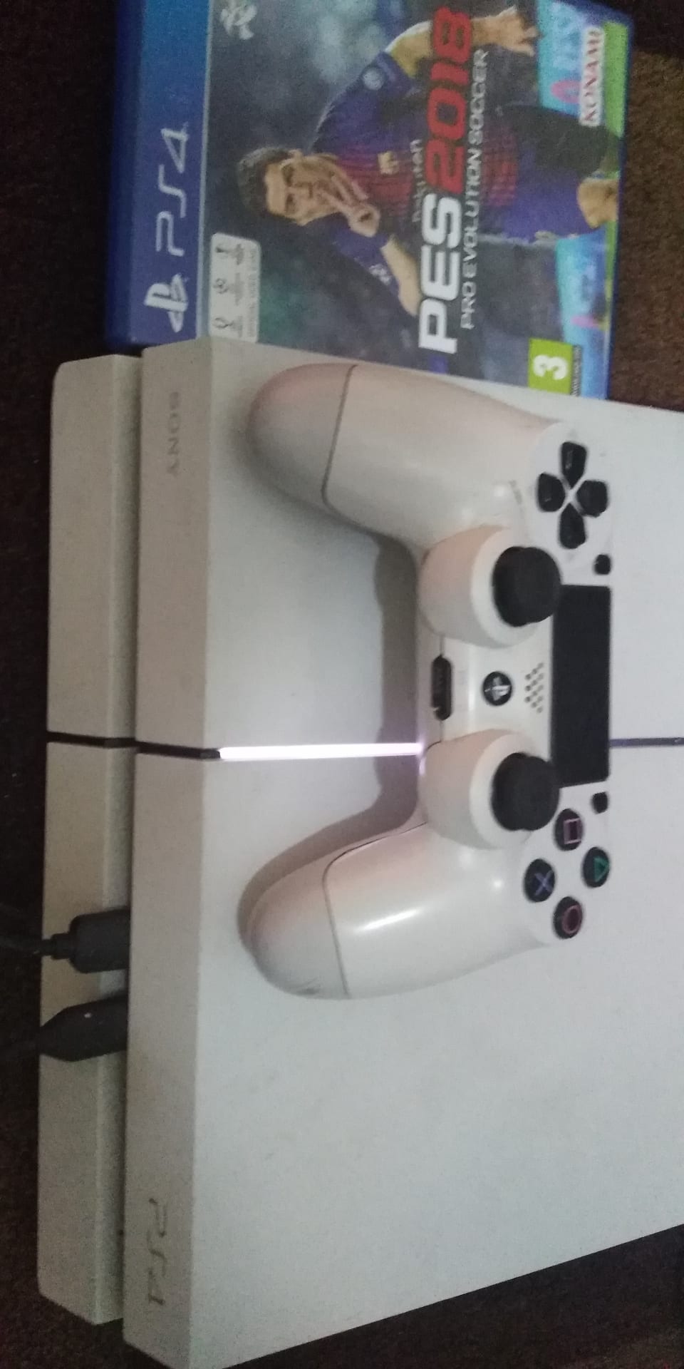 بلايستيشن 4 نسخت spcial eddition للبيع او البدل عاps3 مع فرقيه
لا تنسَ أنك شاهدت هذا الإعلان في عنكبوت...
