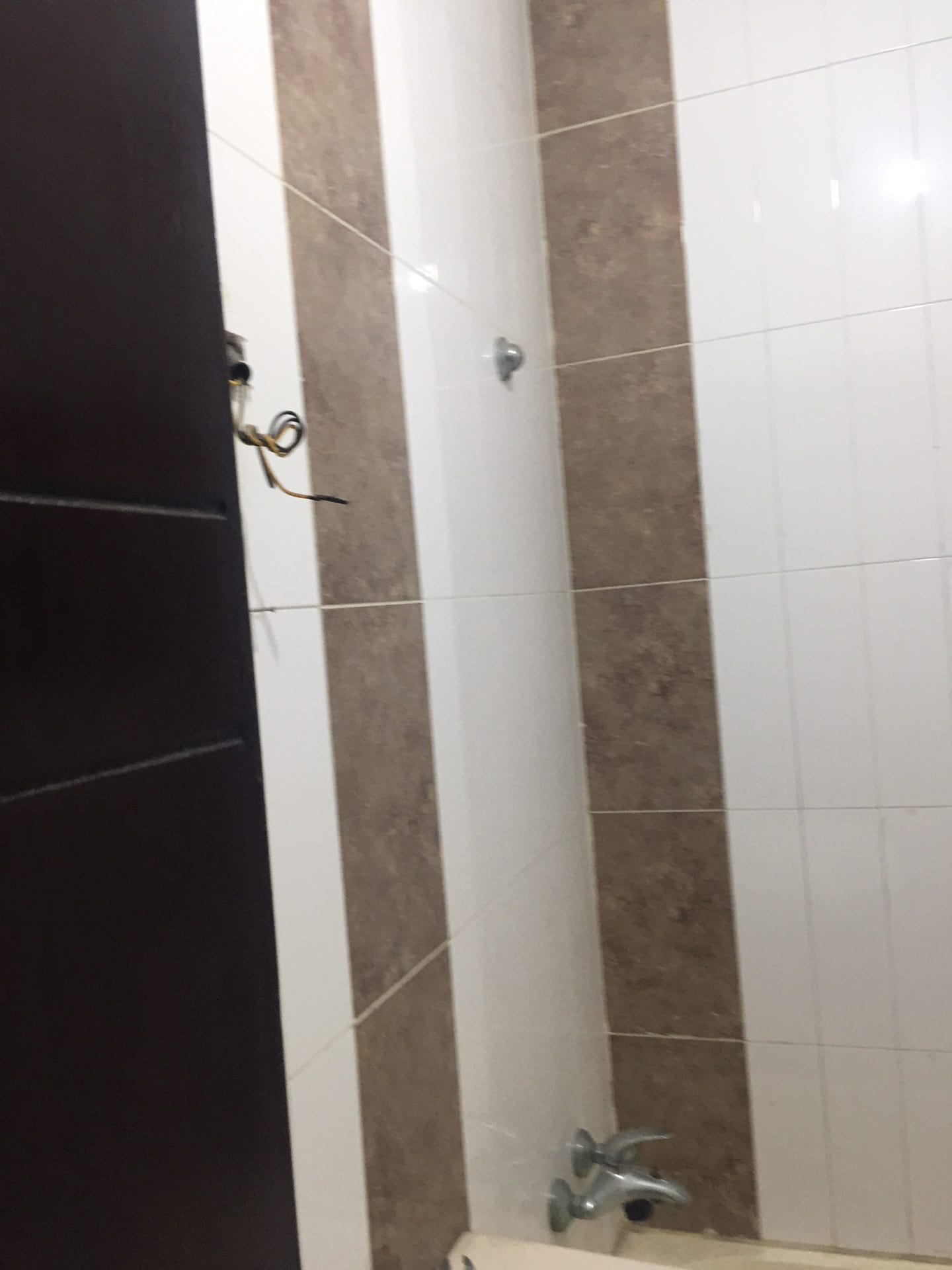 مطلوب معلم بلاط بليط بورسلان
لا تنسَ أنك شاهدت هذا الإعلان في عنكبوت
مطلوب """...
