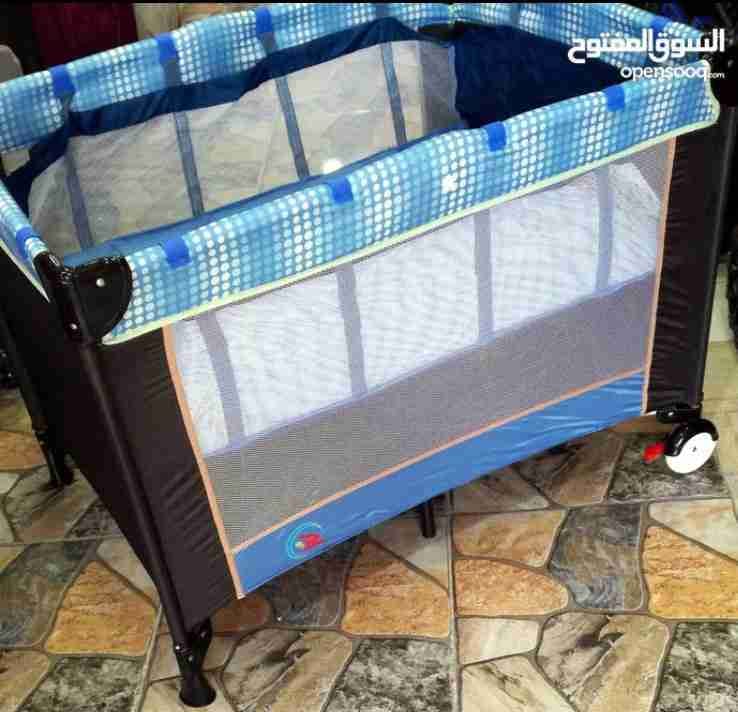 تخت بيبي امريكي متحرك مع عجلات مع فرشه غيار للفوط باقل الاسعار يوجد خدمه توصيل 0796316653
لا تنسَ أنك شاهدت هذا الإعلان في عنكبوت...