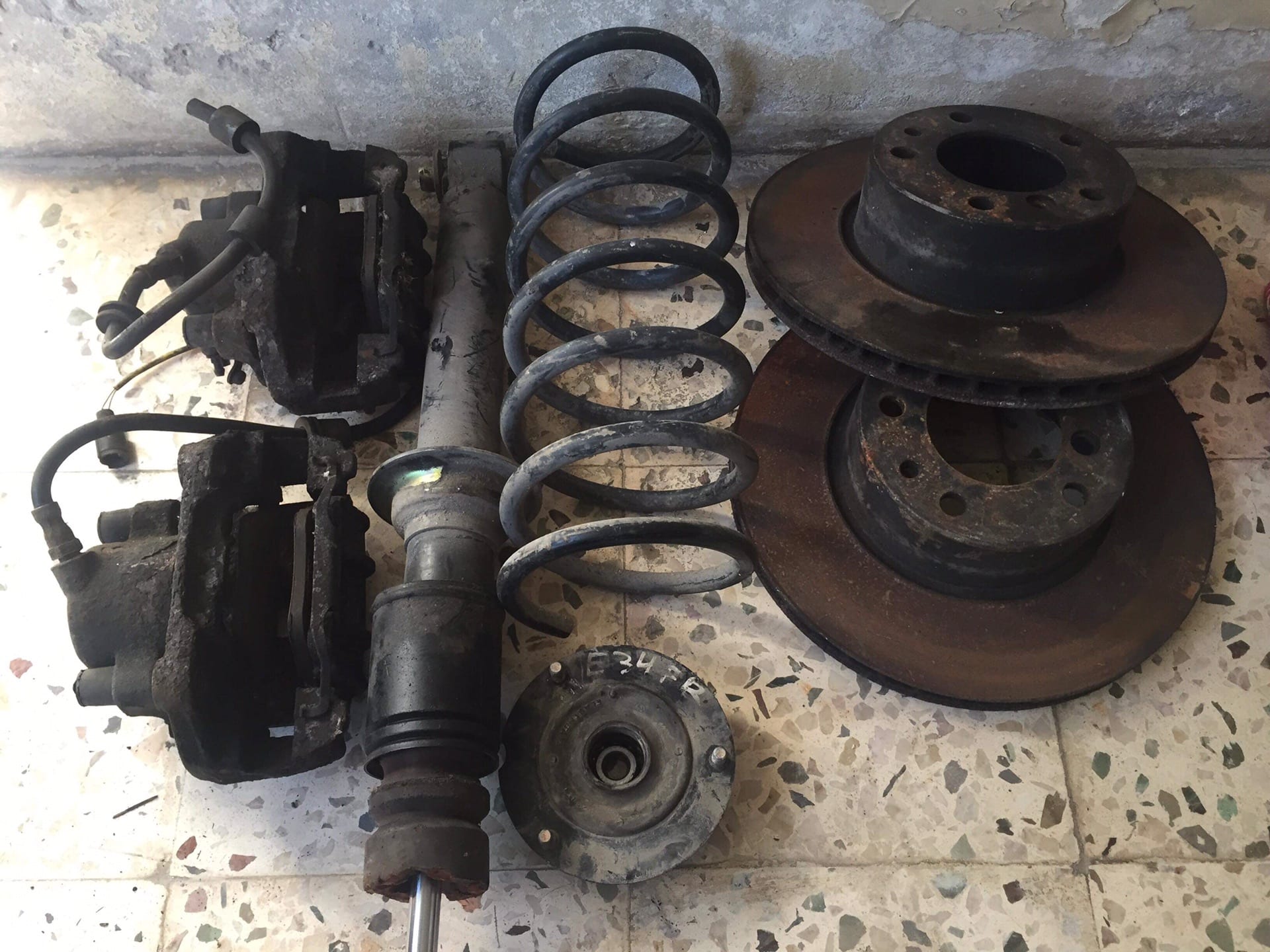 قطع بي ام 520 E34
لا تنسَ أنك شاهدت هذا الإعلان في عنكبوت
درمات
ابريك
امخاخ ابريك
كعكات
مد...