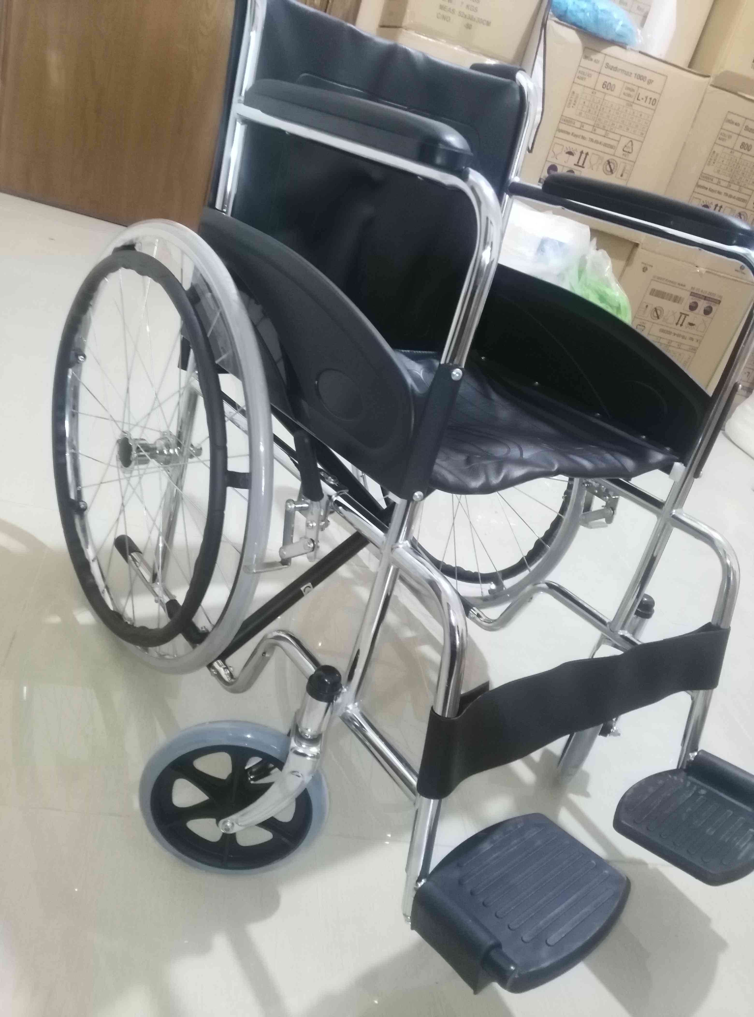 كراسي طبية متحركة جديدة باسعار مميزة عروض!!
لا تنسَ أنك شاهدت هذا الإعلان في عنكبوت
كراسي طبي...