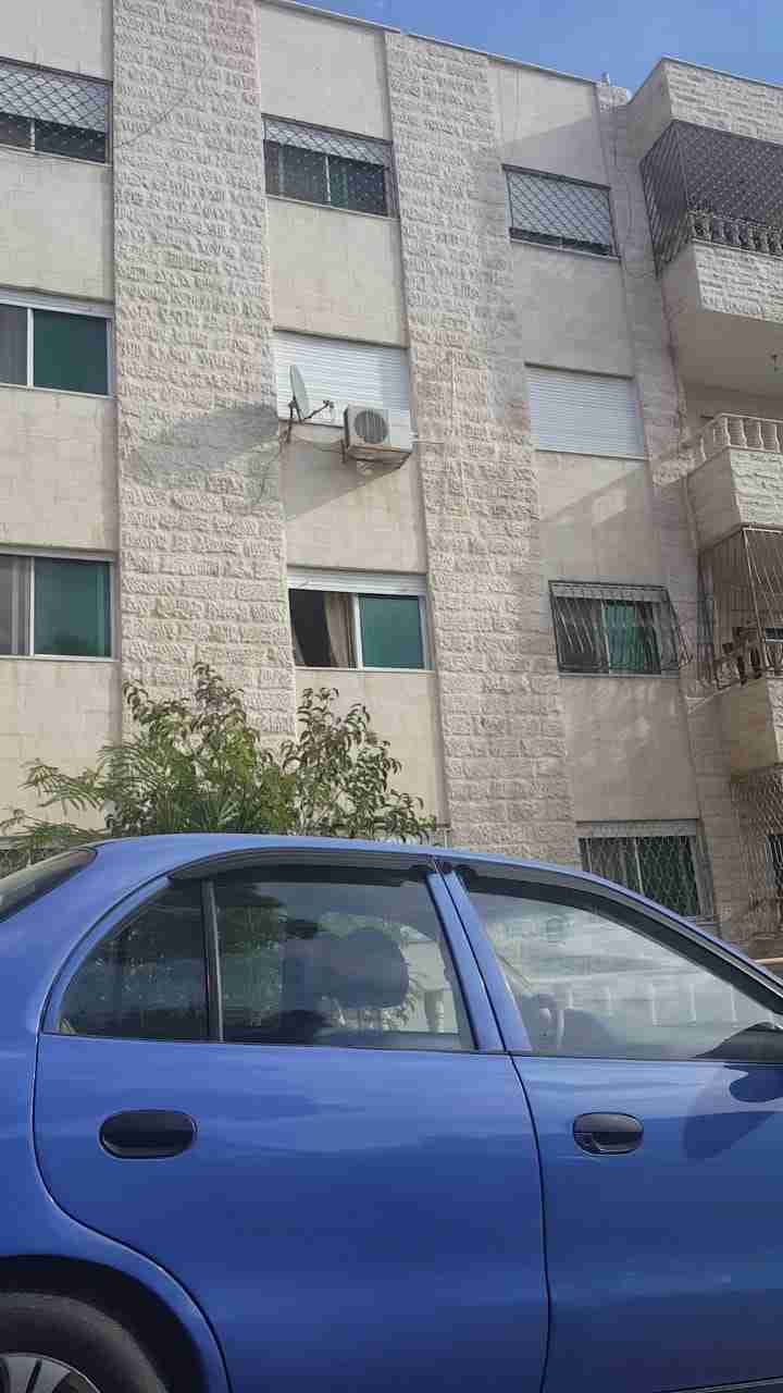 شقة غربية للبيع
لا تنسَ أنك شاهدت هذا الإعلان في عنكبوت
شقه للبيع غربية مطله على الشارع
طابق...