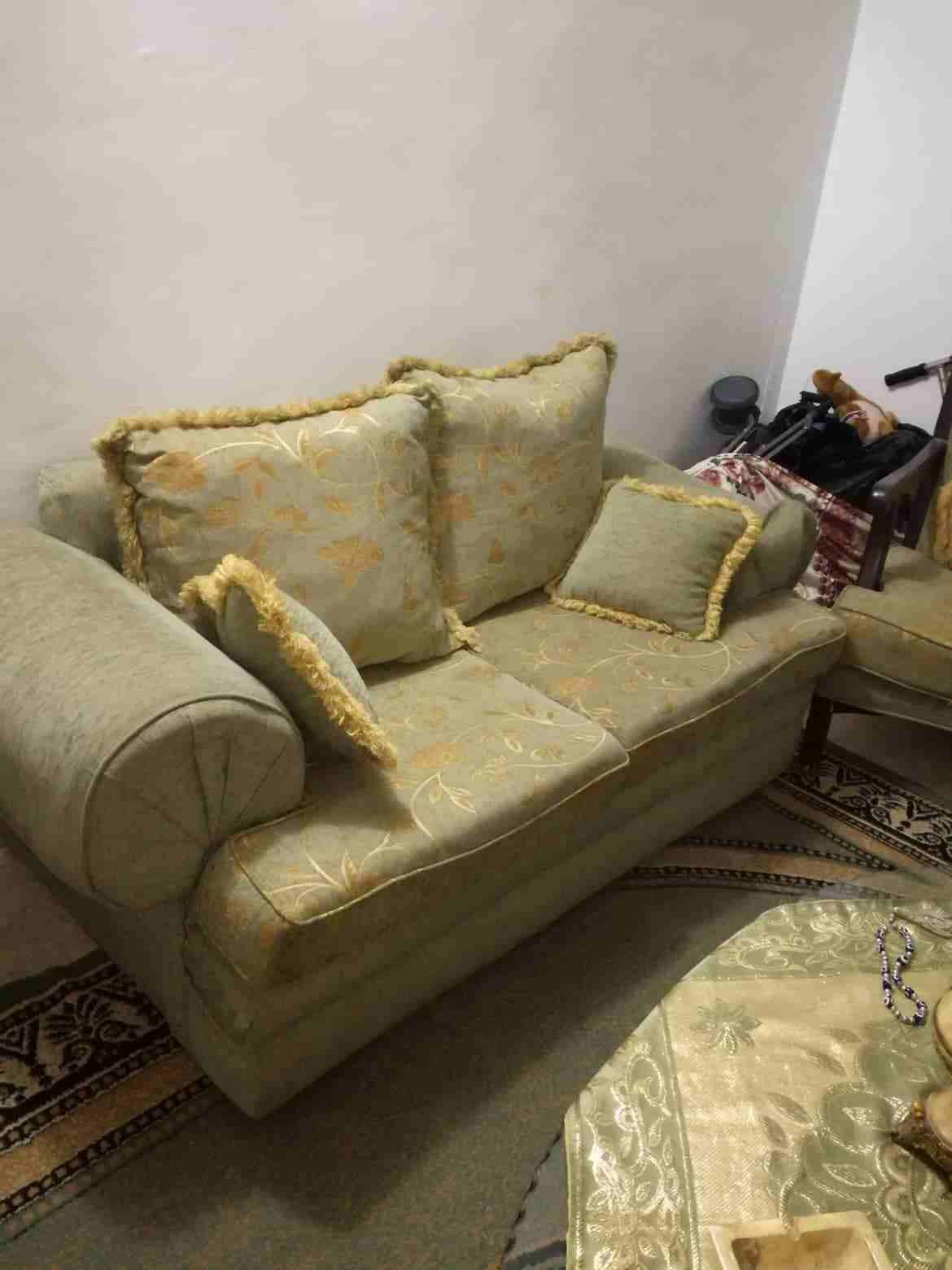 الزرقاء
لا تنسَ أنك شاهدت هذا الإعلان في عنكبوت
كنب وطاولات
-----...