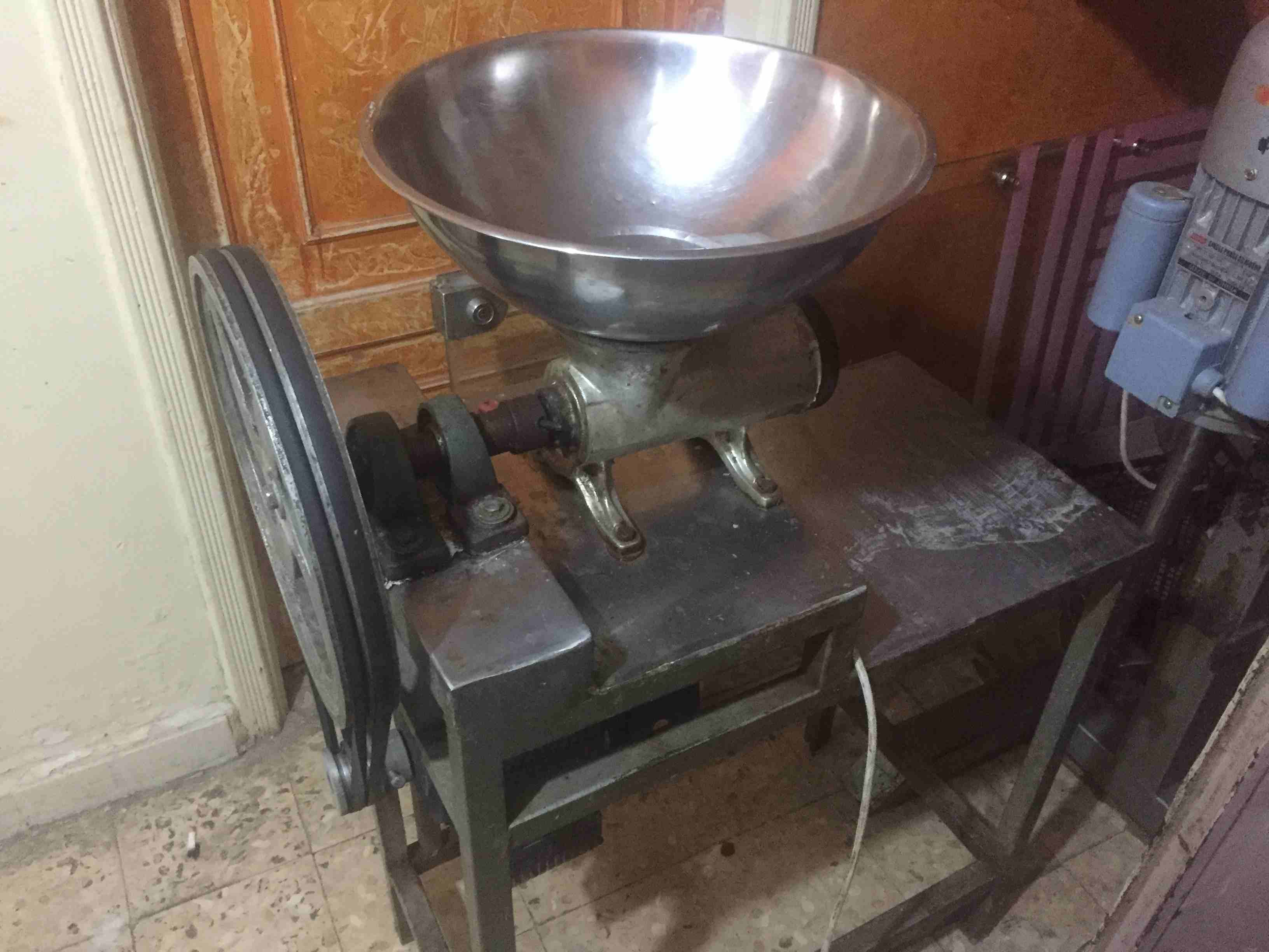 مطعم حمص وفلافل للبيع
لا تنسَ أنك شاهدت هذا الإعلان في عنكبوت
مطعم بكامل معداته ومعدات مشغل للبيع...