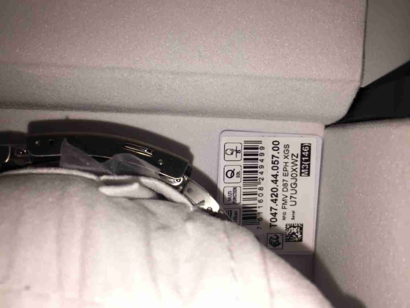 ساعة Tissot T-Touch II سويسرية جديدة للبيع فقط
لا تنسَ أنك شاهدت هذا الإعلان في عنكبوت
Tissot...