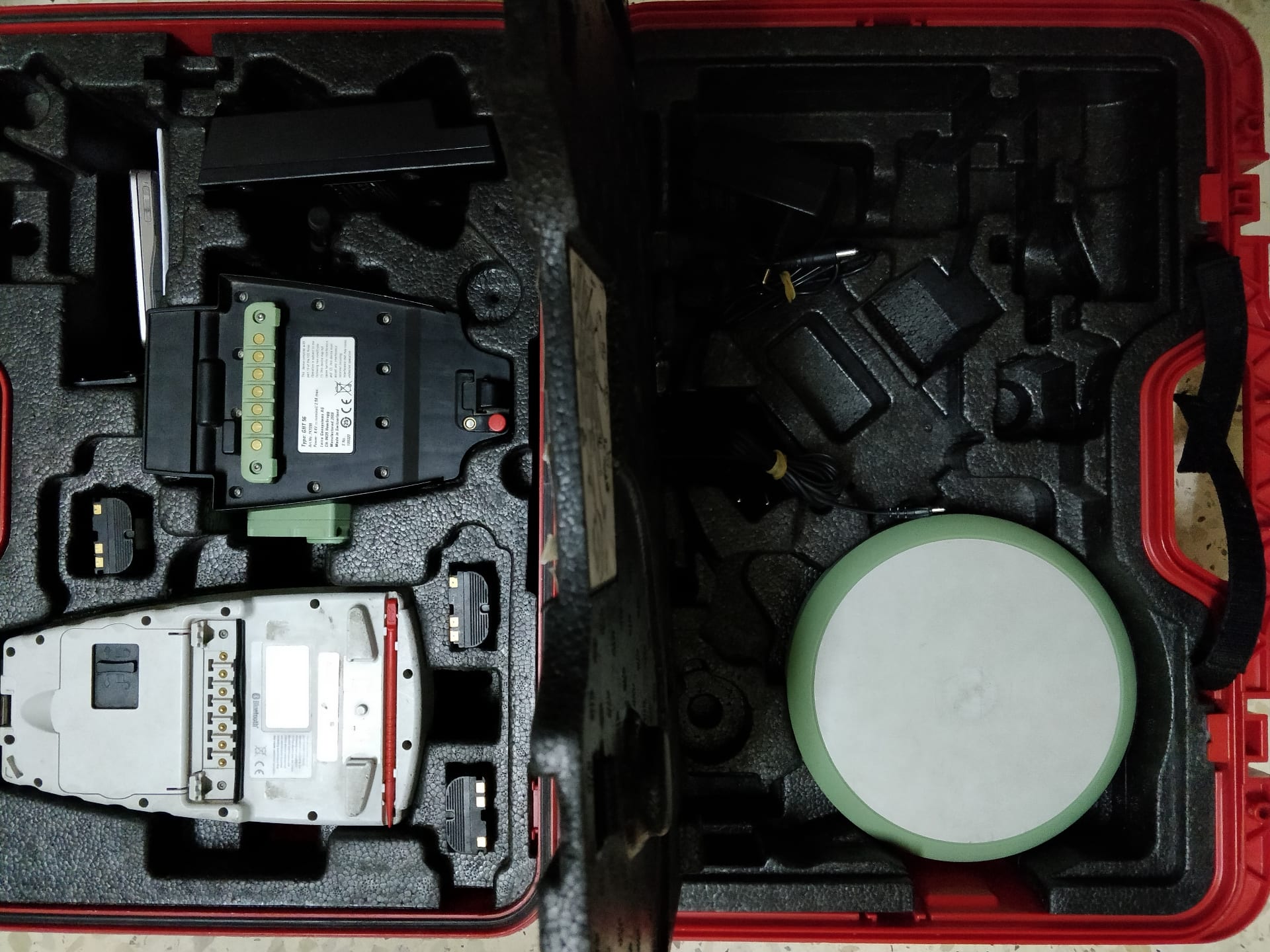 جهاز مساحة gps(rtk) للبيع laica 1200
لا تنسَ أنك شاهدت هذا الإعلان في عنكبوت
جهاز مساحة بكامل...