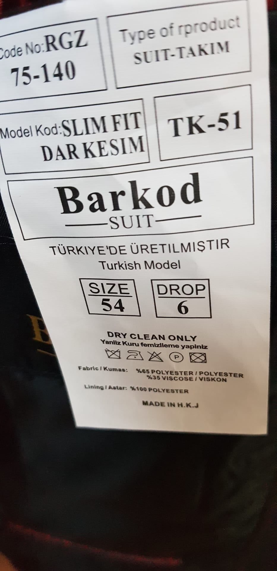 بدلات اسود و ازرق
لا تنسَ أنك شاهدت هذا الإعلان في عنكبوت
بدلة Tuxedo اسود و بدلة خطبة
زر و...