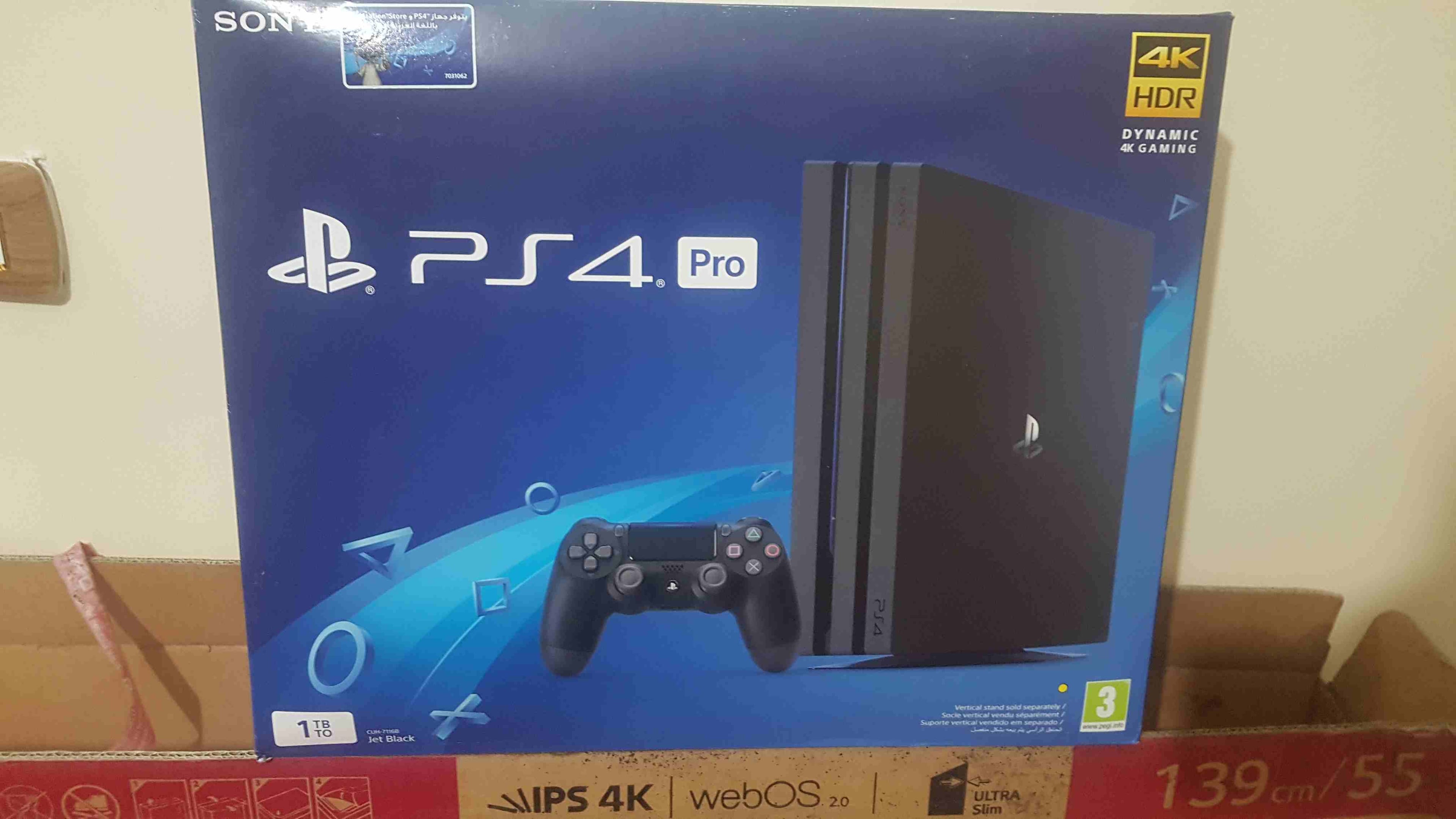 بلايستيشن 4 برو PRO وكاله عليه 33 لعبه
لا تنسَ أنك شاهدت هذا الإعلان في عنكبوت
بلايستيشن 4 برو PS...