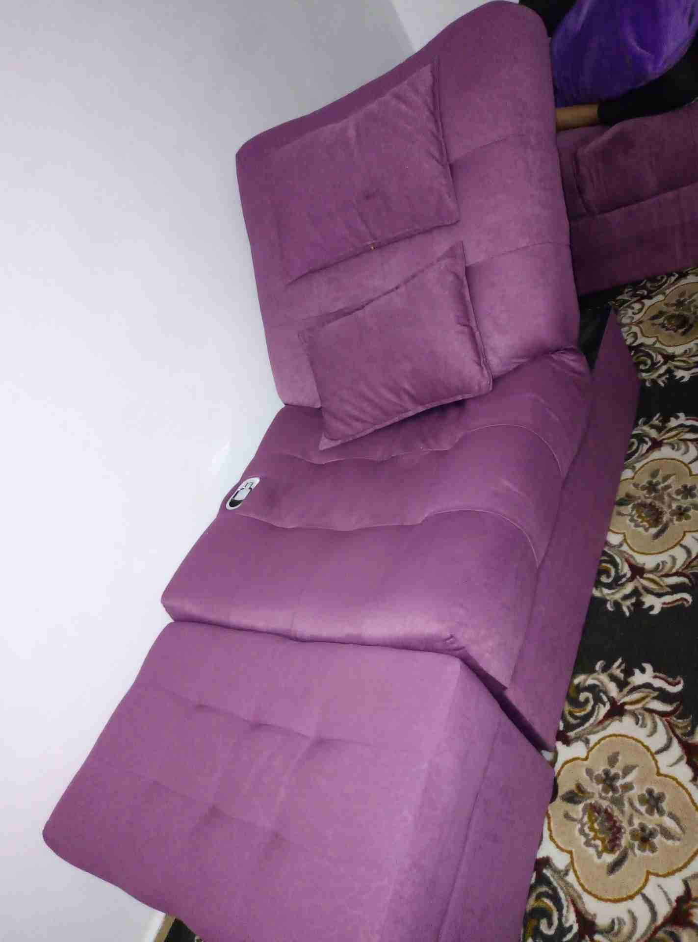 اغراض للبيع
لا تنسَ أنك شاهدت هذا الإعلان في عنكبوت
خزانه 6 ظرفات لاتيه نظيفه بسعر 140 طقم كنب زا...