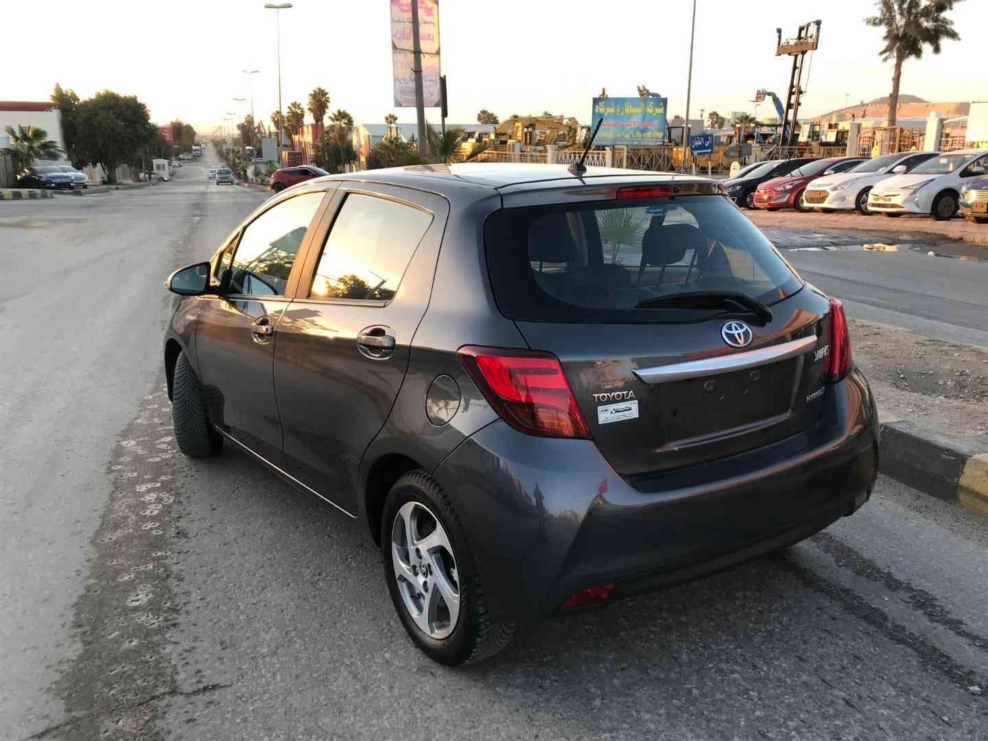 يارس YARIS تويتا 2016 - لون فيراني -
لا تنسَ أنك شاهدت هذا الإعلان في عنكبوت
تويتا يارس 2016...
