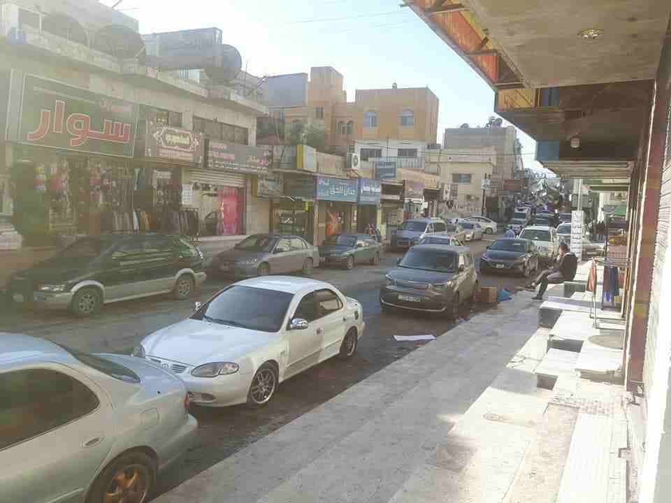 مطعم حمص للبيع بداعي السفر وسط. سوق تجاري. مكان ممتااز وديكور جديد
لا تنسَ أنك شاهدت هذا الإعلان في عنكبوت...