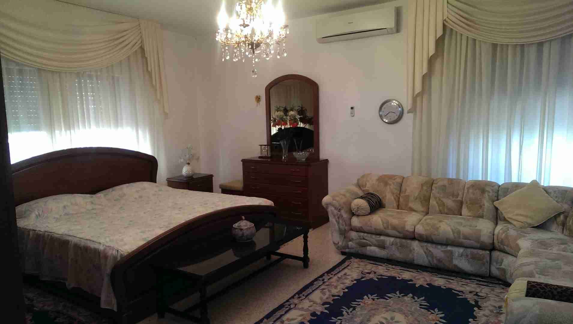 Villas is available for sale or rent in Amman
لا تنسَ أنك شاهدت هذا الإعلان في عنكبوت
Villa a...