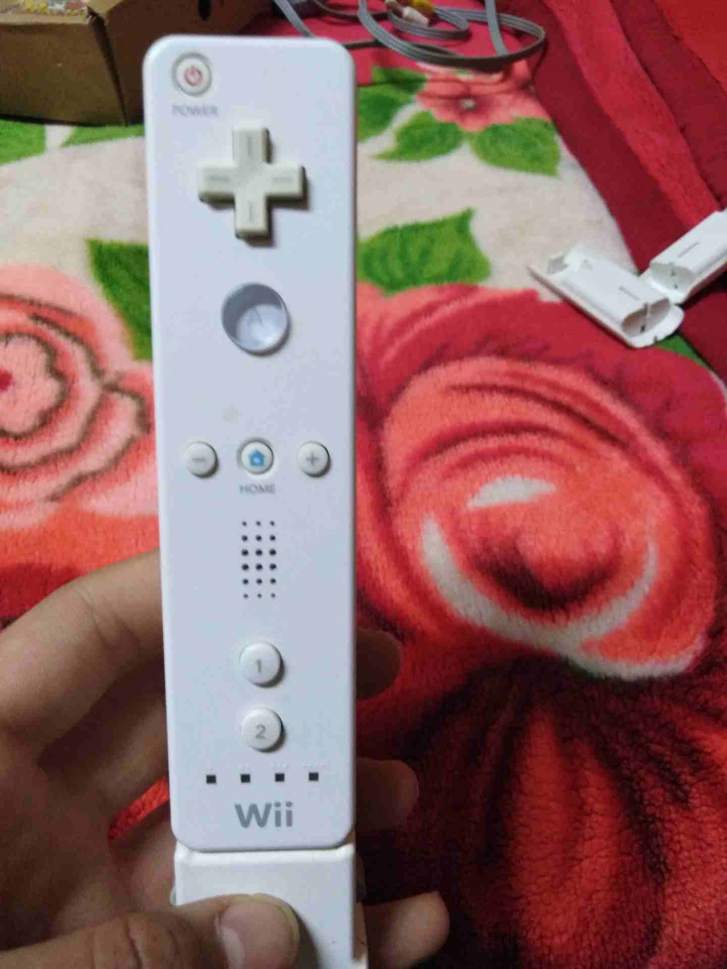وي wii السعر 60
لا تنسَ أنك شاهدت هذا الإعلان في عنكبوت
وي بسعر قليل جدا كل شي يوجد معاها اثنين ا...