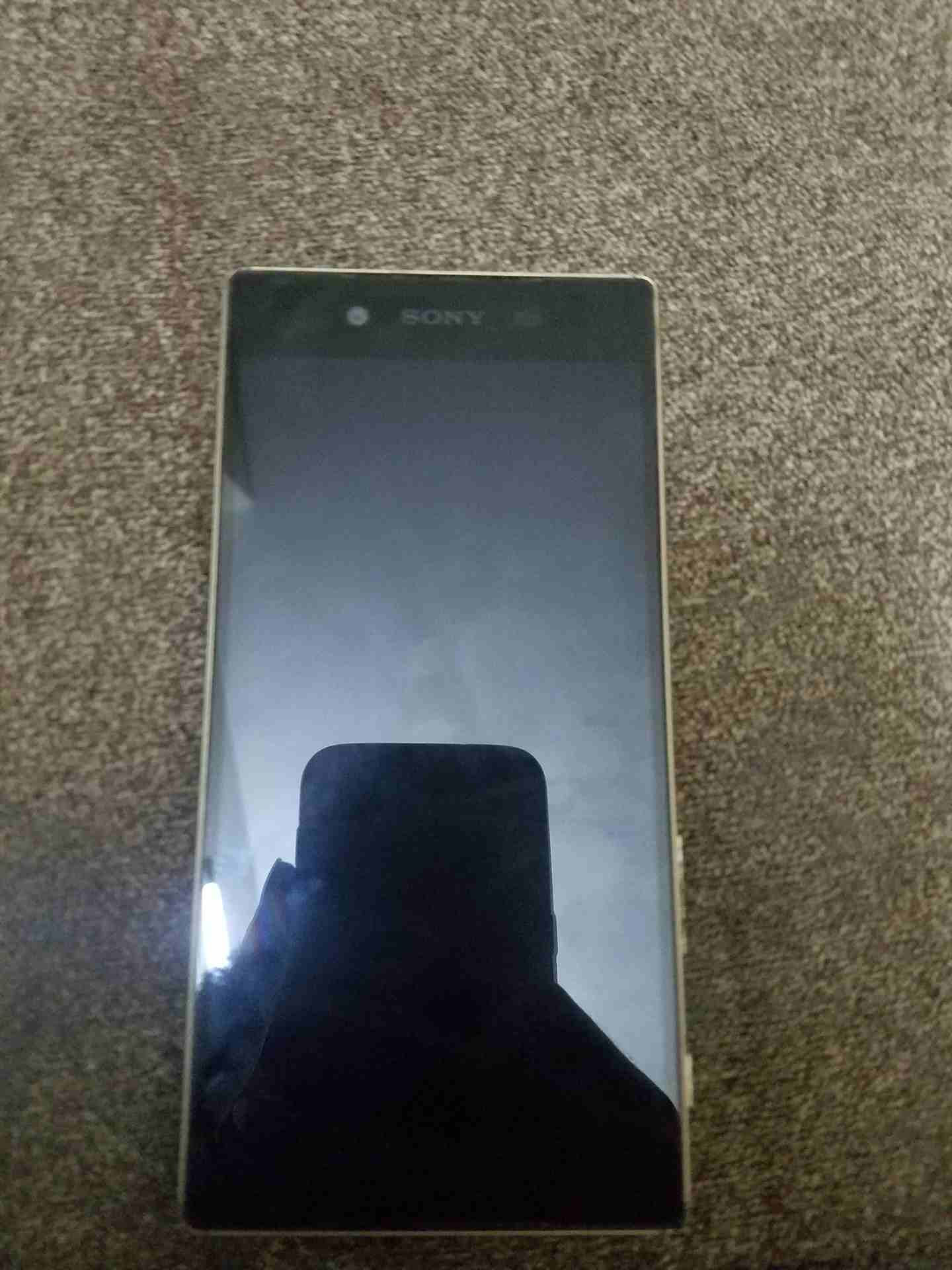 للبيع او للبدل sony z5
لا تنسَ أنك شاهدت هذا الإعلان في عنكبوت
الجهاز نظيف معاه الكرتونة و شاحن م...
