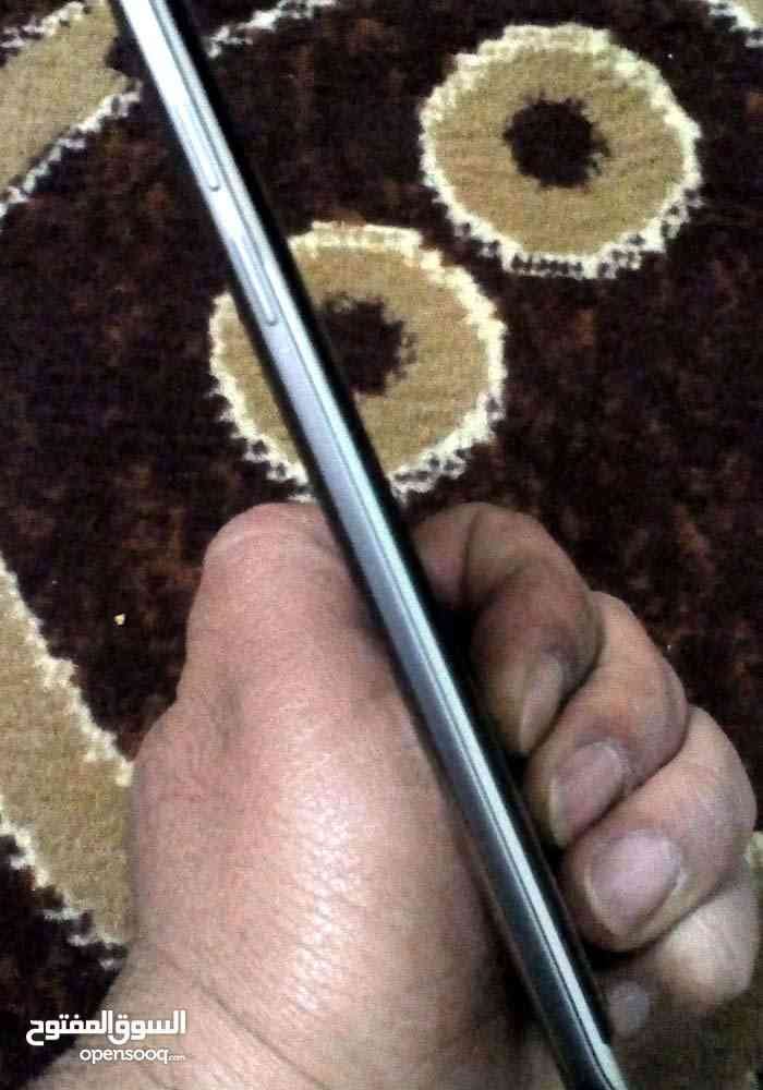 S7 edge للبدل
لا تنسَ أنك شاهدت هذا الإعلان في عنكبوت
سامسونج S7 edge
ولا خدش فقط خط زهري رف...