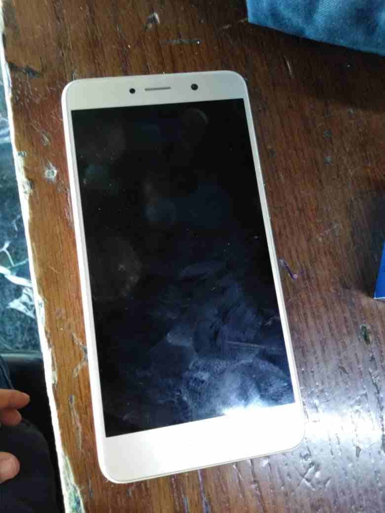 Y7 2017
لا تنسَ أنك شاهدت هذا الإعلان في عنكبوت
تلفون وكاله ولا خدش...