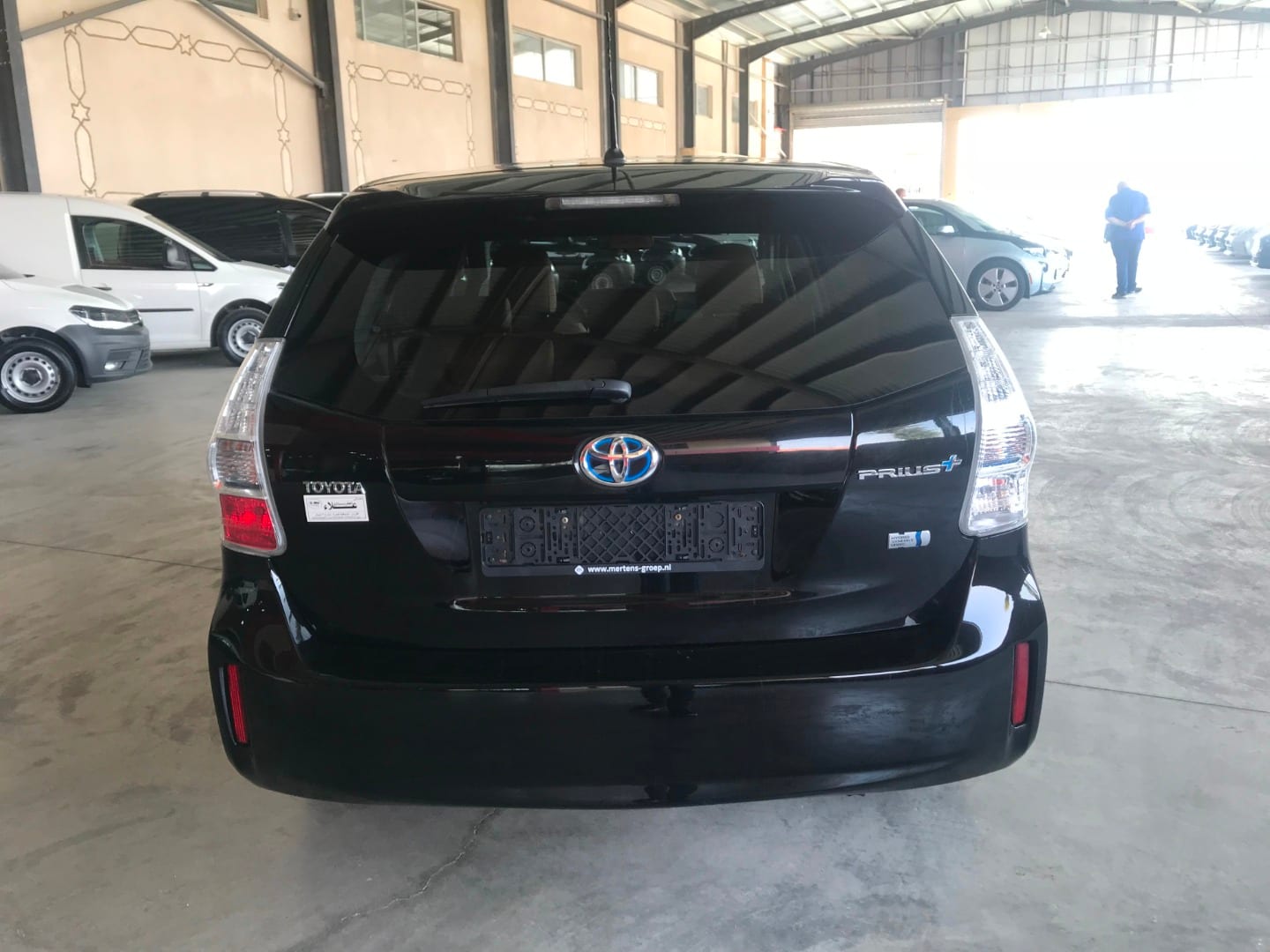 PRIUS Plus 2013 // لون: أسود // تويوتا بريوس بلس
لا تنسَ أنك شاهدت هذا الإعلان في عنكبوت
تويو...