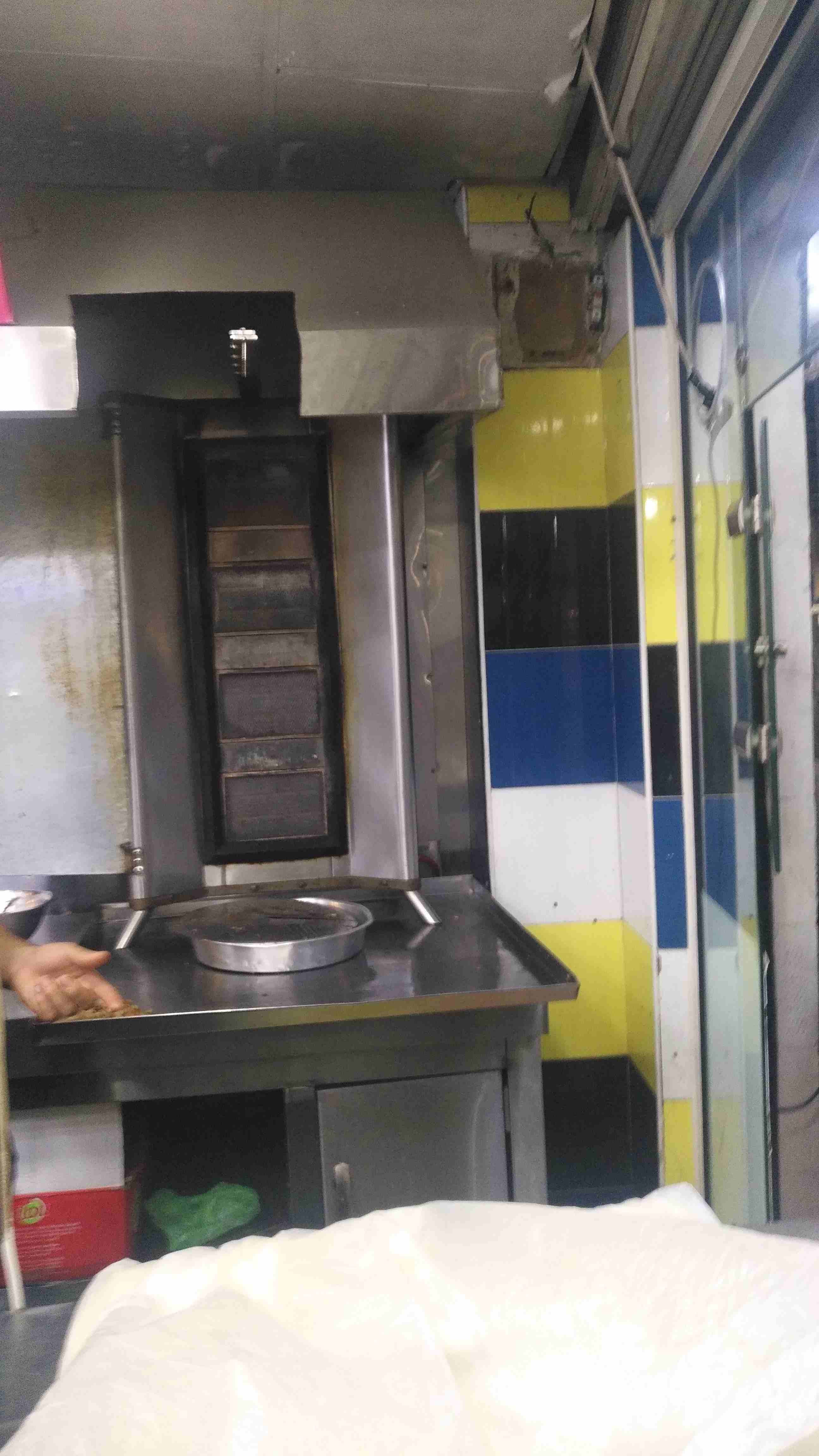 عدة مطعم كاملة للبيع في جرش بحالة الوكالة
لا تنسَ أنك شاهدت هذا الإعلان في عنكبوت
ثلاجة عرض / عد...