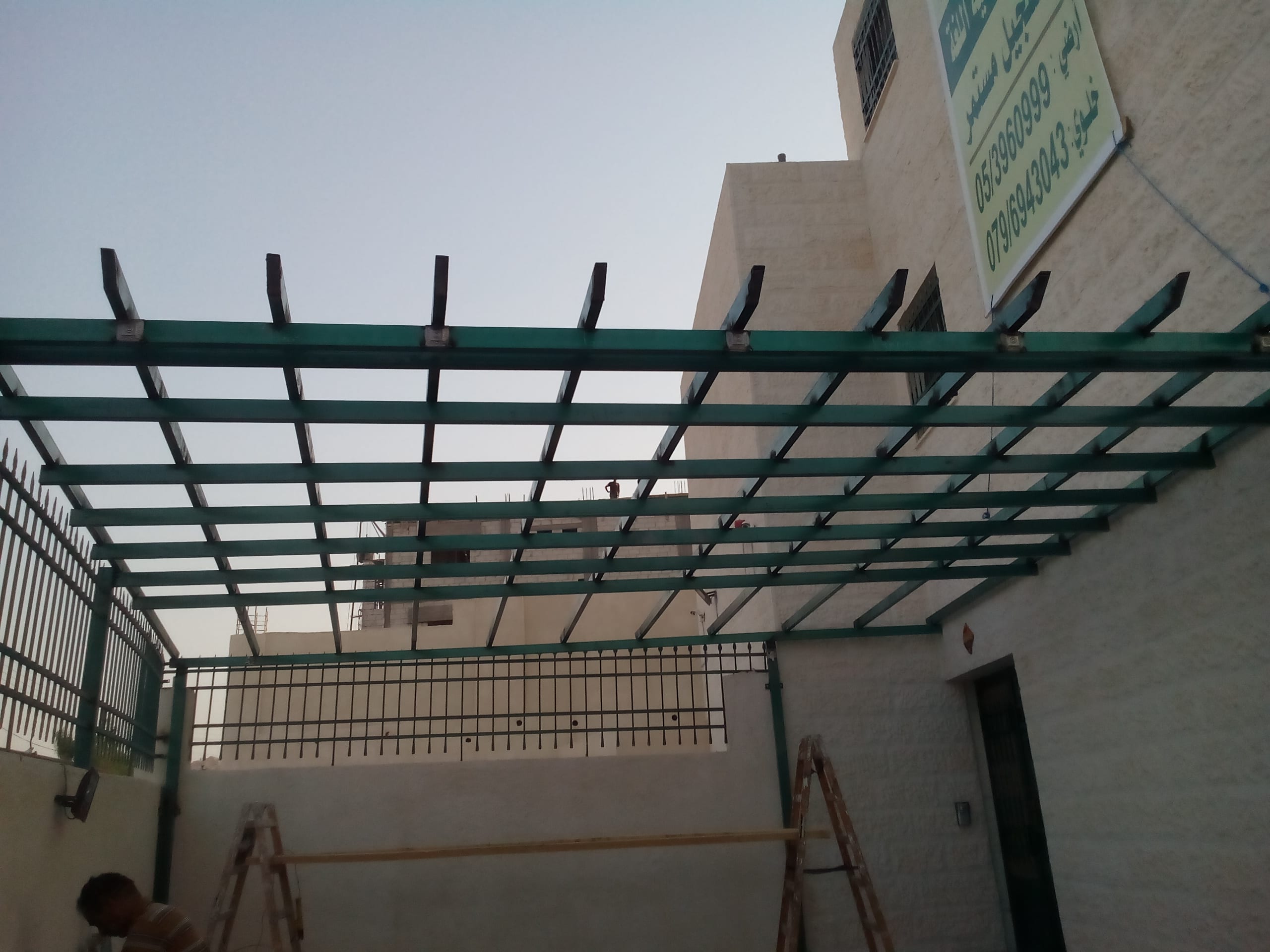 ابو شاعر لجميع انواع المظلات .. القرميد .. الباراغولا .. الليكسان .. الزينكو
لا تنسَ أنك شاهدت هذا الإعلان في عنكبوت...