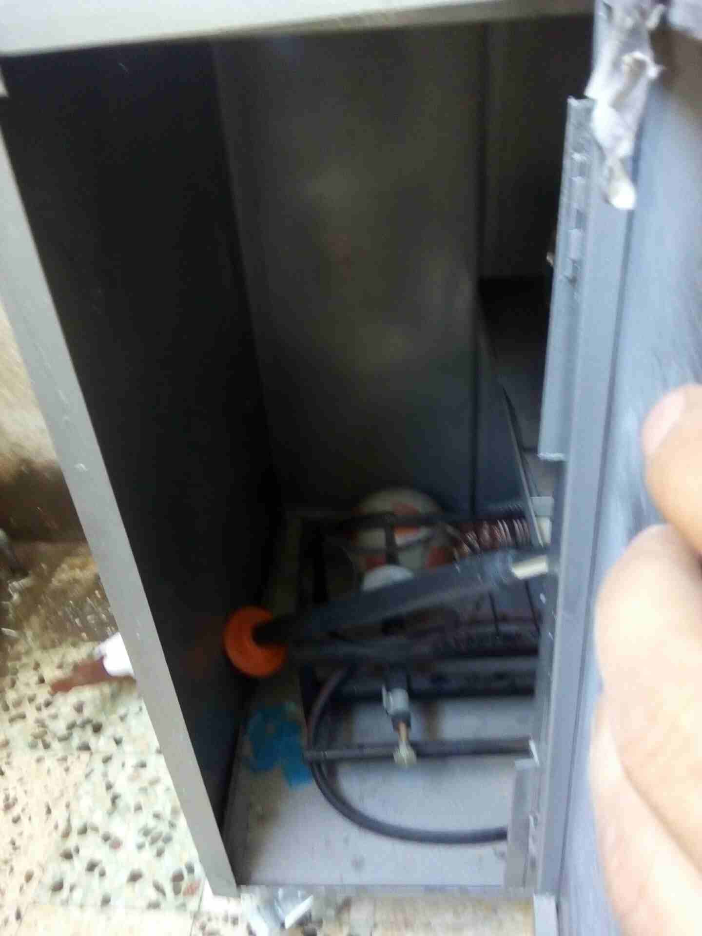 عربة كبيرة الحجم للبيع مستعمله شهر
لا تنسَ أنك شاهدت هذا الإعلان في عنكبوت
عربة قهوه...