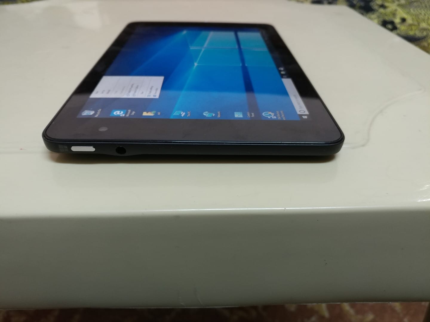 تابلت Dell
لا تنسَ أنك شاهدت هذا الإعلان في عنكبوت
للبيع تابلت dell venue 8 pro وارد امريكا ب...