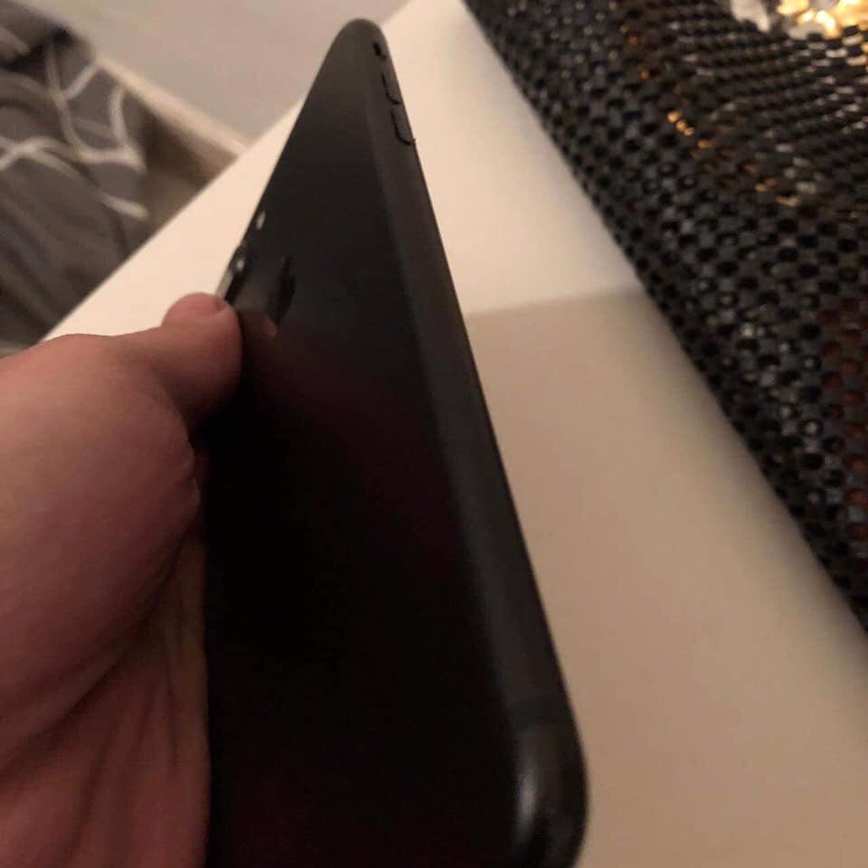 ايفون iphone 7plus 128GB اسود مطفي بحال الوكاالة بسعرر حررق
لا تنسَ أنك شاهدت هذا الإعلان في عنكبوت...